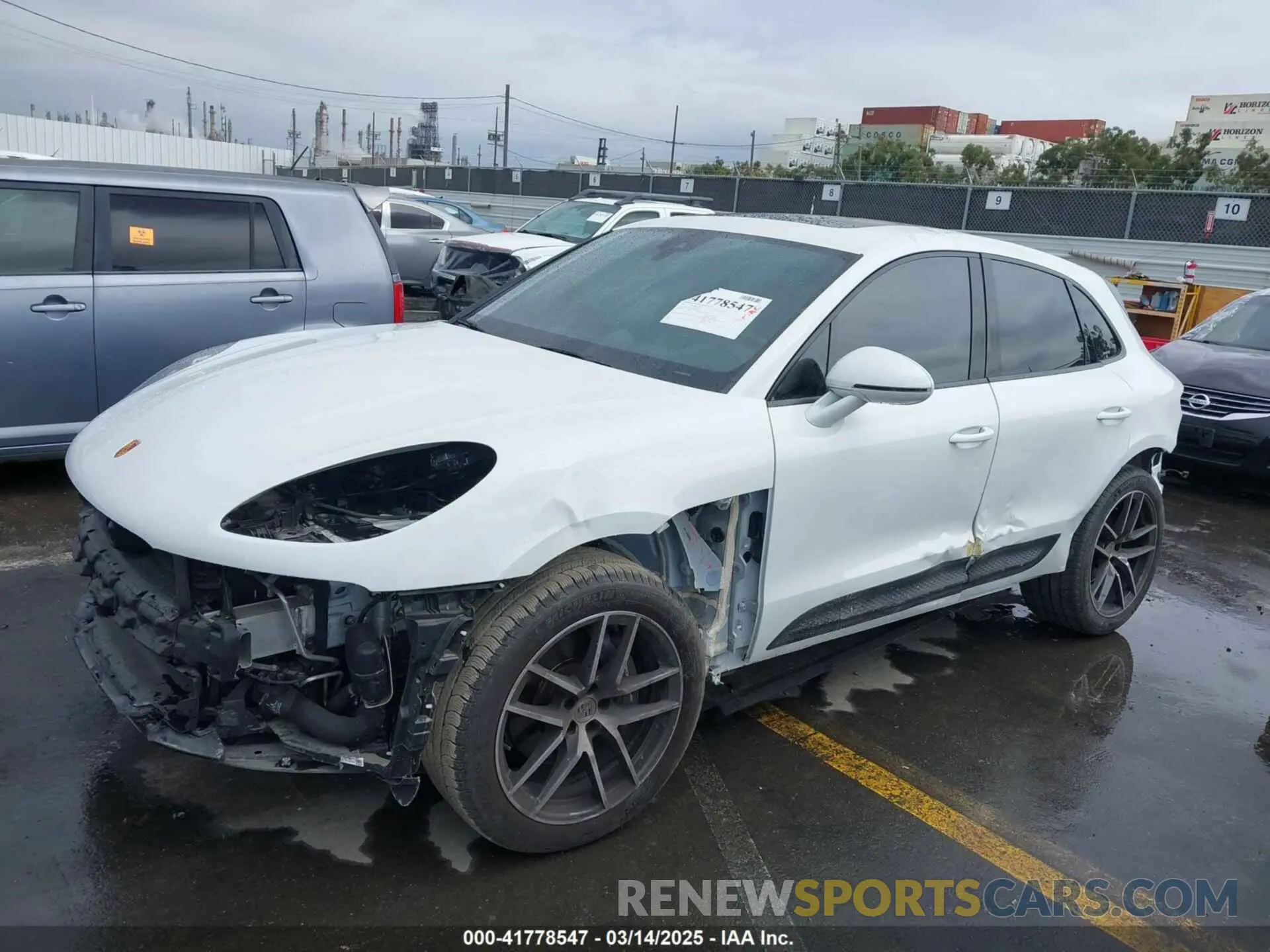 2 Фотография поврежденного автомобиля WP1AA2A56PLB17385 PORSCHE MACAN 2023