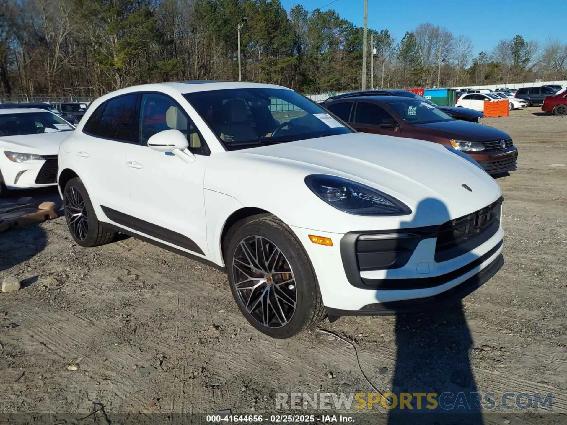1 Фотография поврежденного автомобиля WP1AA2A58PLB05187 PORSCHE MACAN 2023
