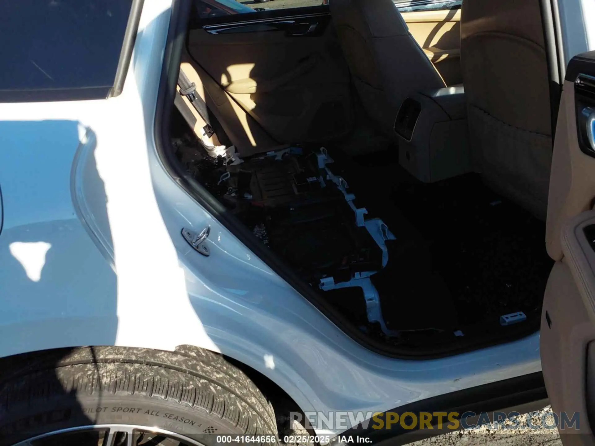 8 Фотография поврежденного автомобиля WP1AA2A58PLB05187 PORSCHE MACAN 2023