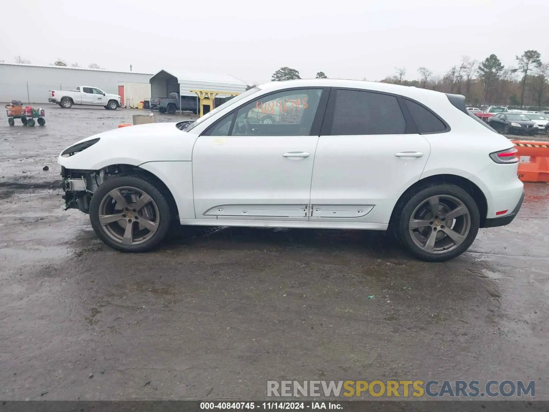 14 Фотография поврежденного автомобиля WP1AA2A59PLB18305 PORSCHE MACAN 2023