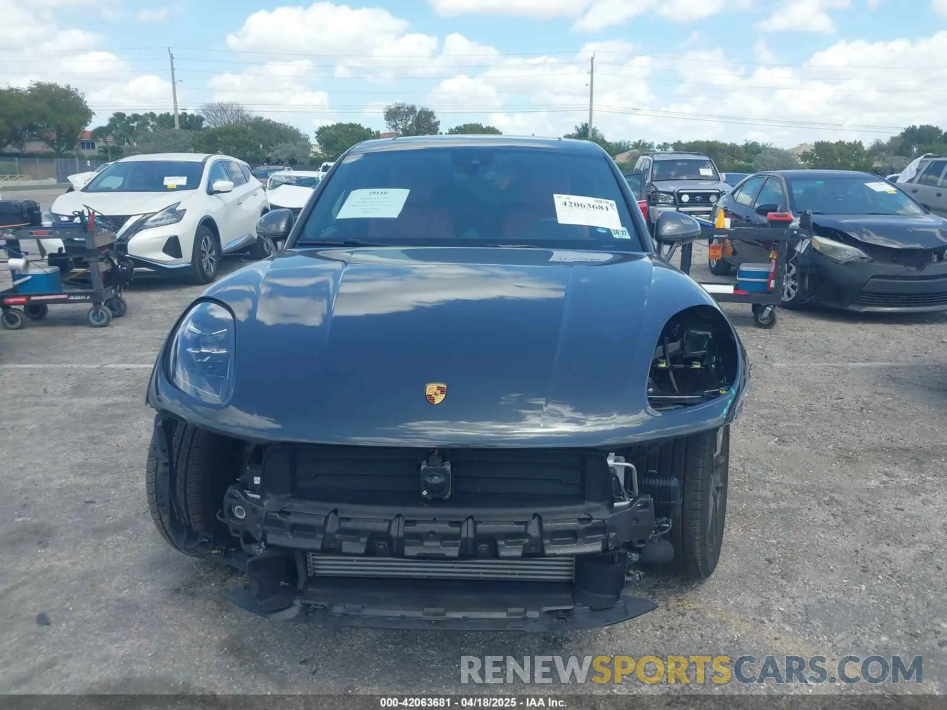 13 Фотография поврежденного автомобиля WP1AA2A5XPLB02680 PORSCHE MACAN 2023