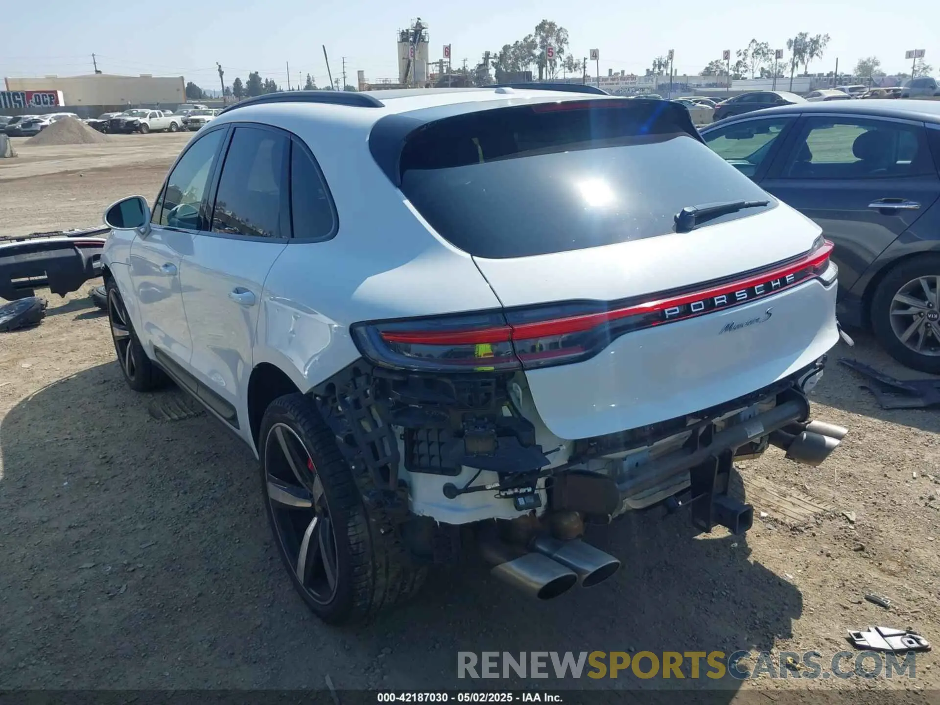 3 Photograph of a damaged car WP1AG2A50PLB38795 PORSCHE MACAN 2023
