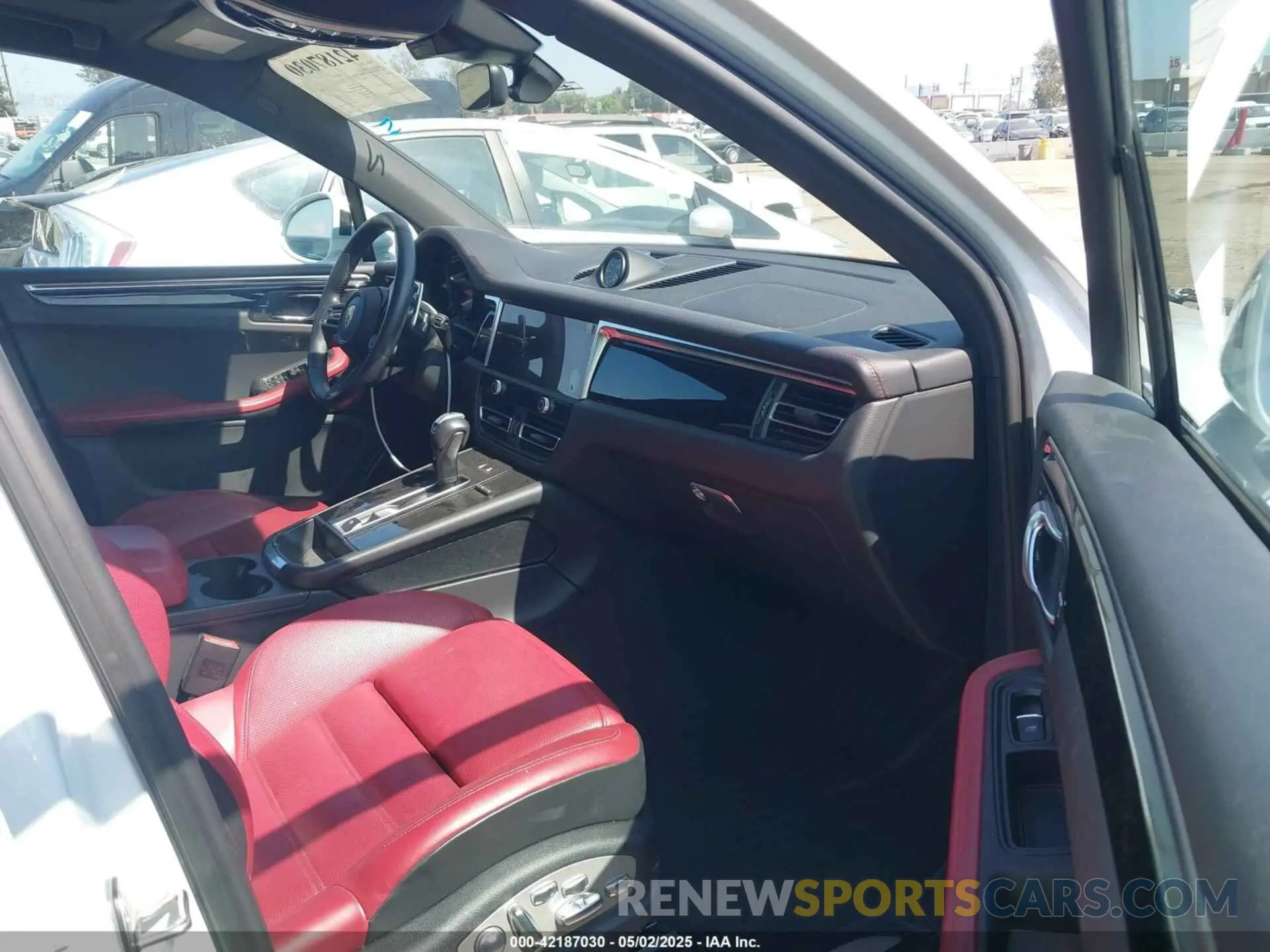 5 Photograph of a damaged car WP1AG2A50PLB38795 PORSCHE MACAN 2023