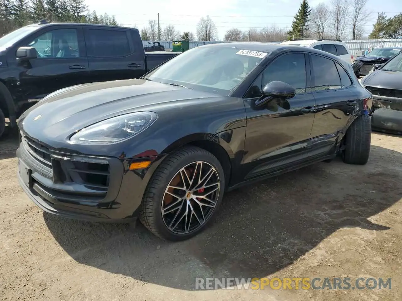 1 Photograph of a damaged car WP1AG2A56PLB38395 PORSCHE MACAN 2023