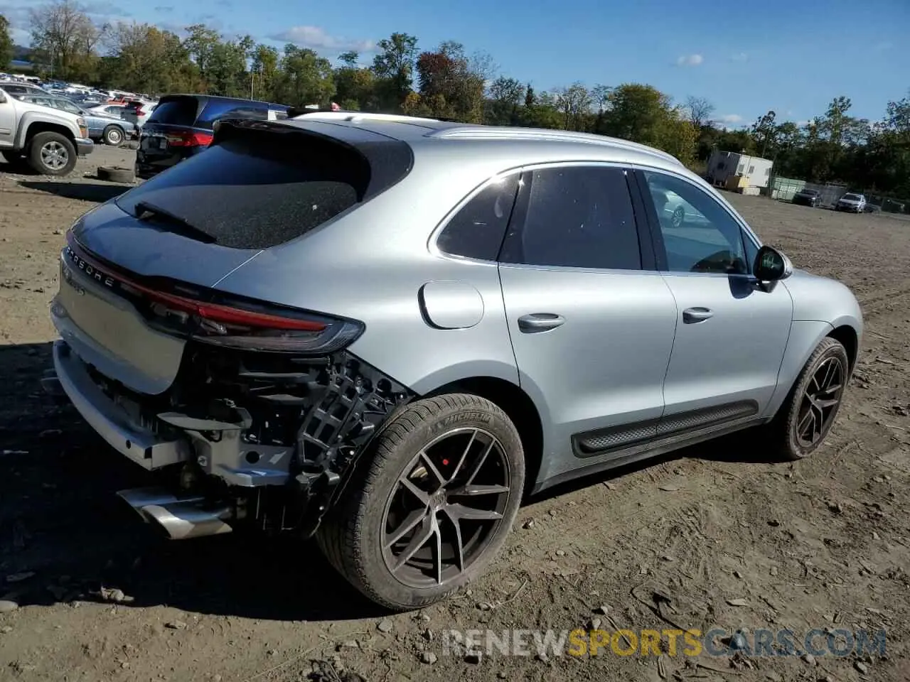 3 Фотография поврежденного автомобиля WP1AG2A58PLB40987 PORSCHE MACAN 2023
