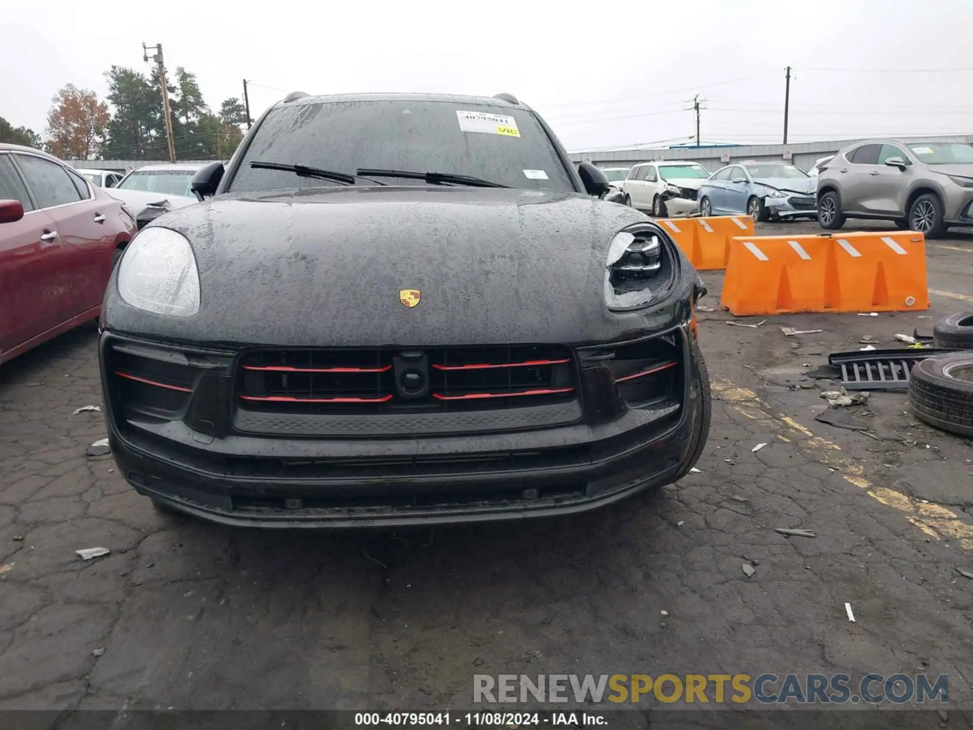12 Фотография поврежденного автомобиля WP1AA2A50RLB02643 PORSCHE MACAN 2024