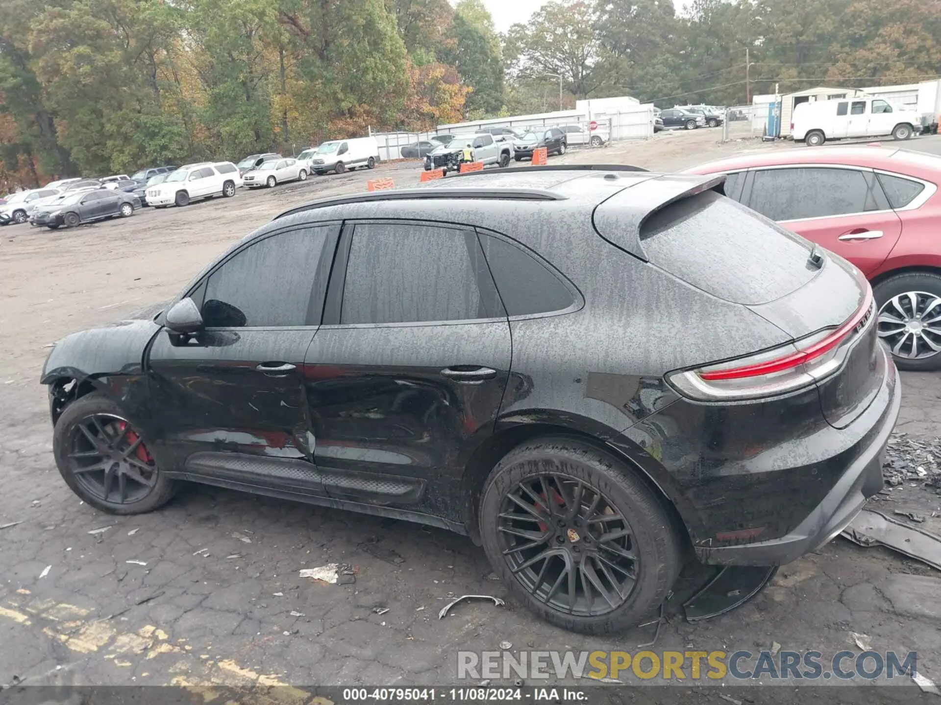 14 Фотография поврежденного автомобиля WP1AA2A50RLB02643 PORSCHE MACAN 2024