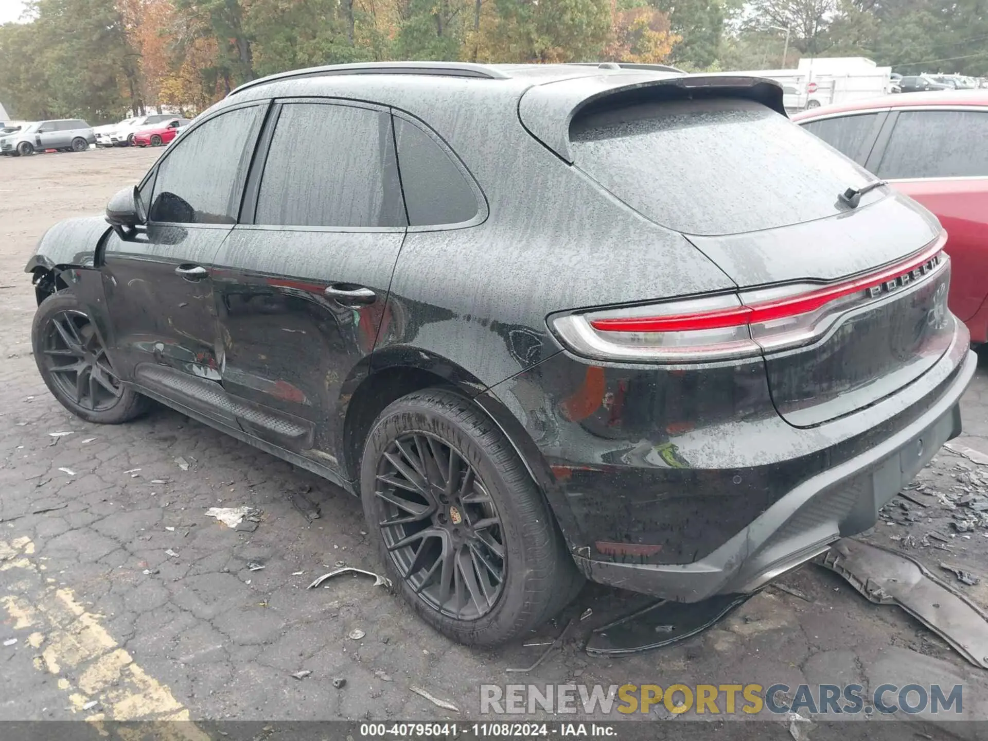 3 Фотография поврежденного автомобиля WP1AA2A50RLB02643 PORSCHE MACAN 2024