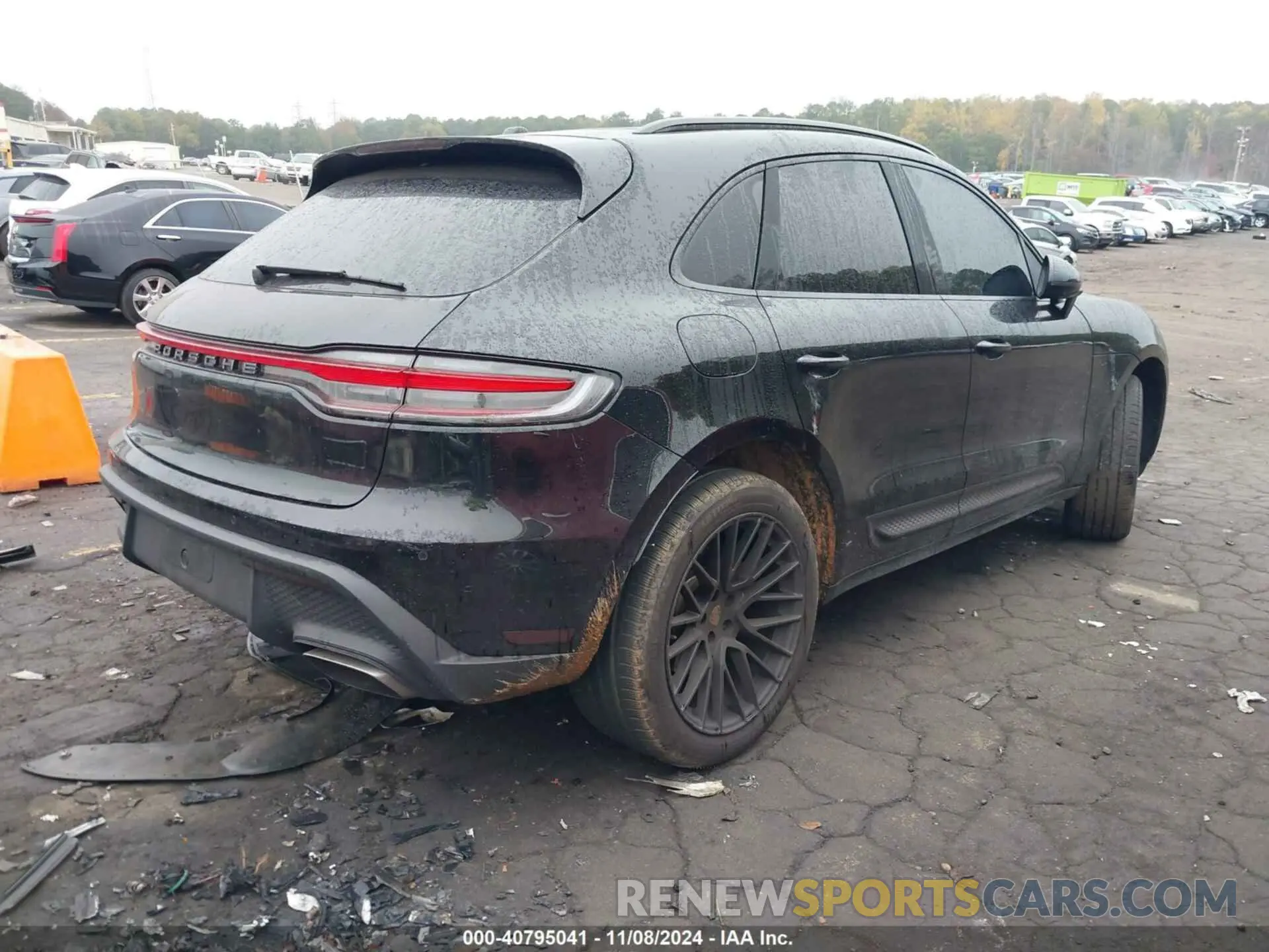 4 Фотография поврежденного автомобиля WP1AA2A50RLB02643 PORSCHE MACAN 2024