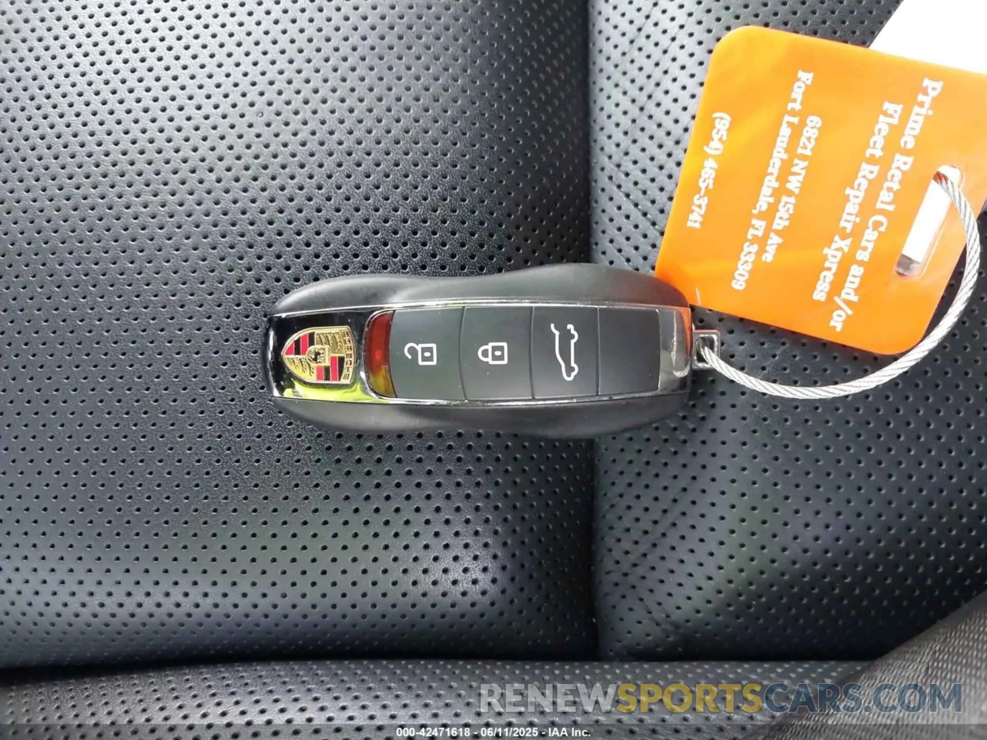 11 Photograph of a damaged car WP1AA2A51RLB04370 PORSCHE MACAN 2024