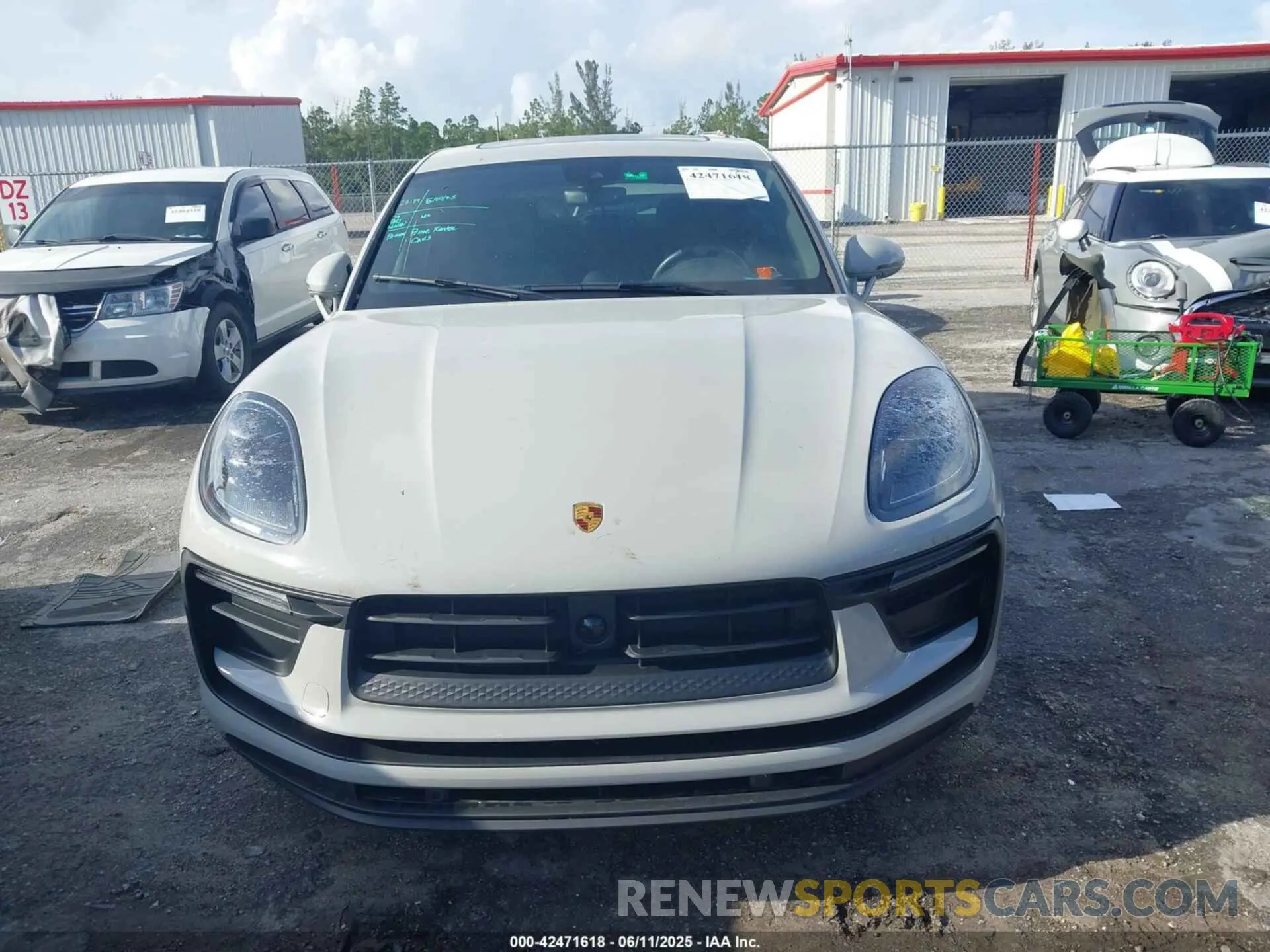 13 Photograph of a damaged car WP1AA2A51RLB04370 PORSCHE MACAN 2024