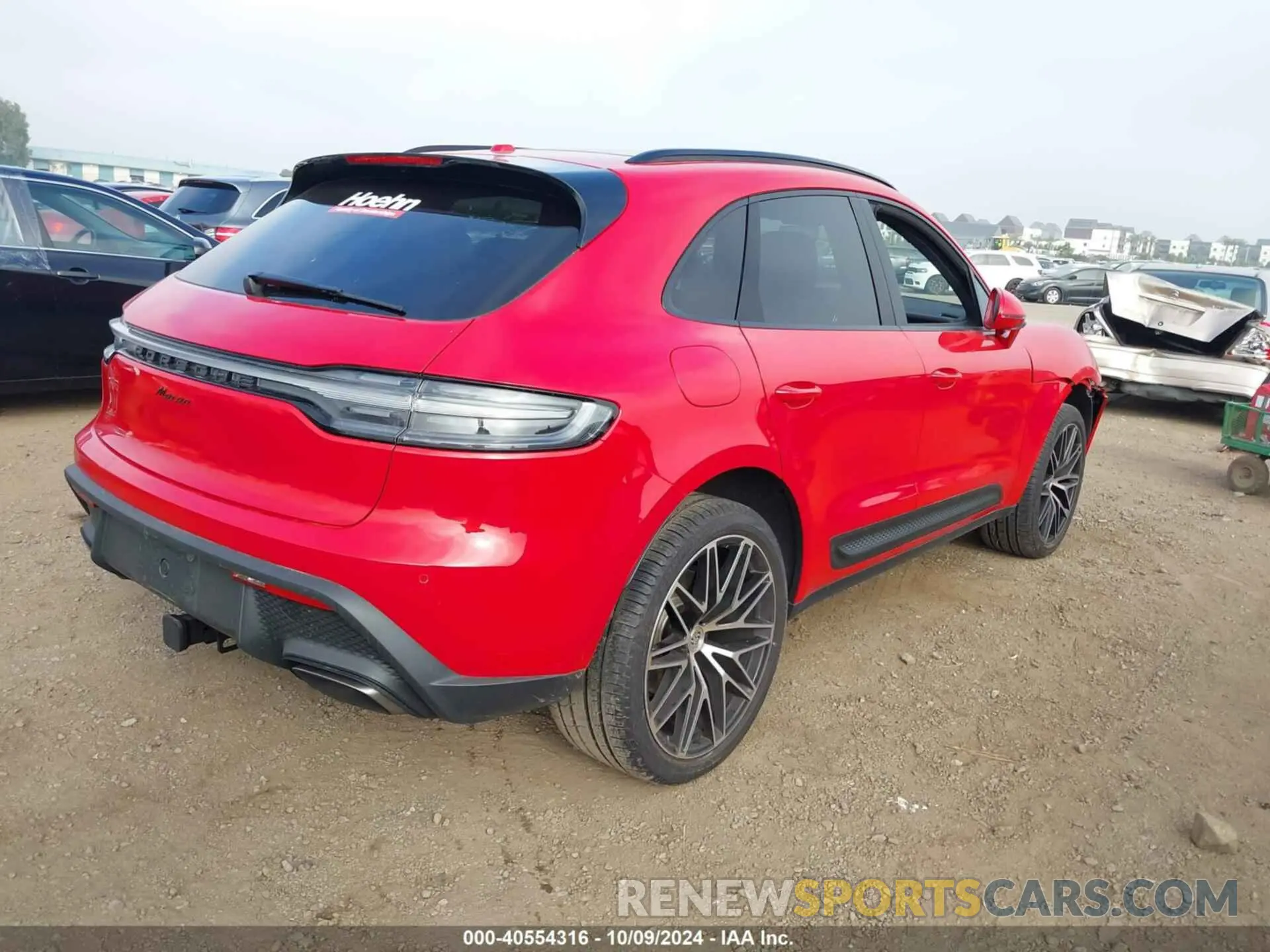 4 Фотография поврежденного автомобиля WP1AA2A52RLB01669 PORSCHE MACAN 2024