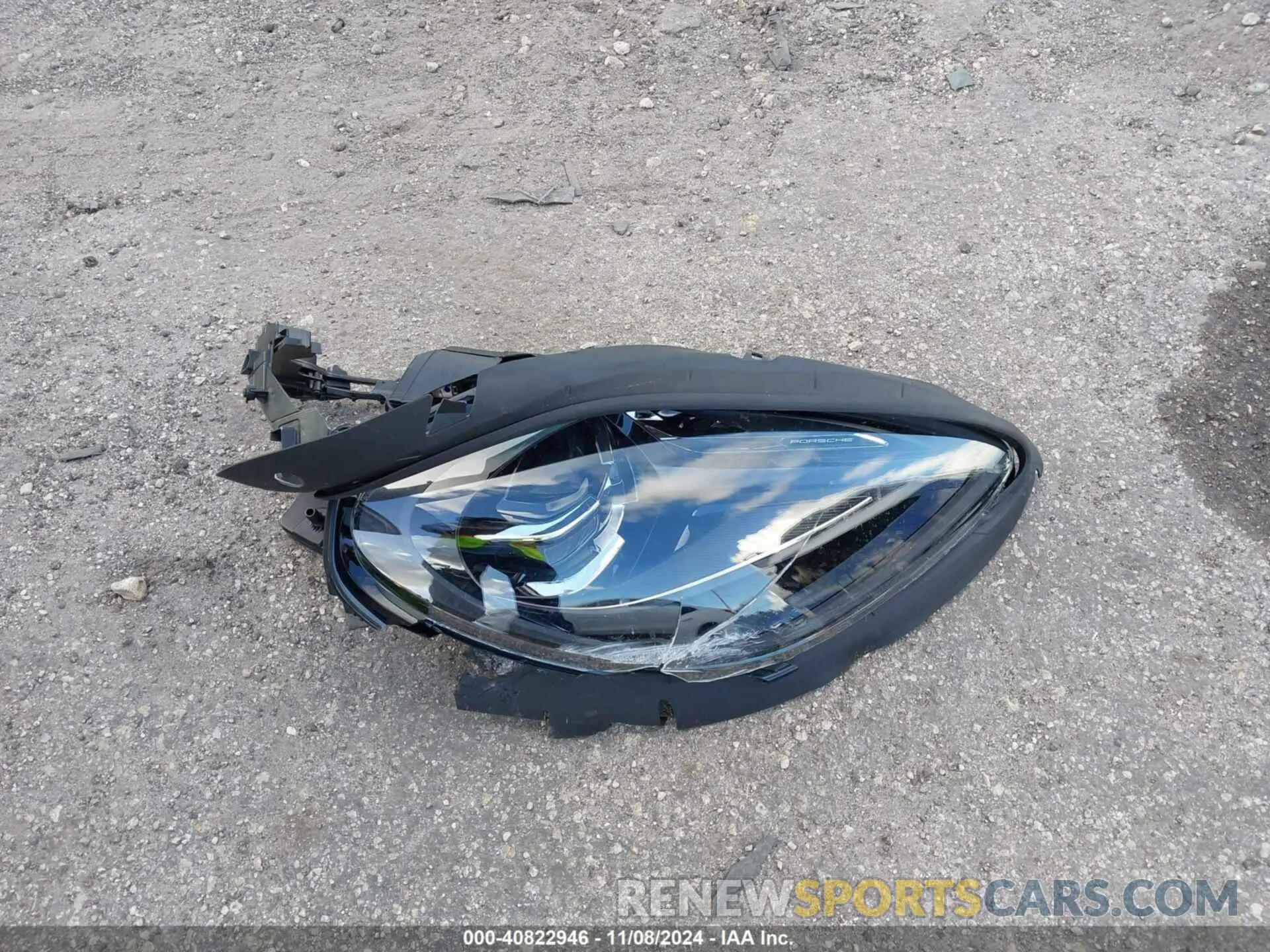 12 Photograph of a damaged car WP1AA2A55RLB19681 PORSCHE MACAN 2024