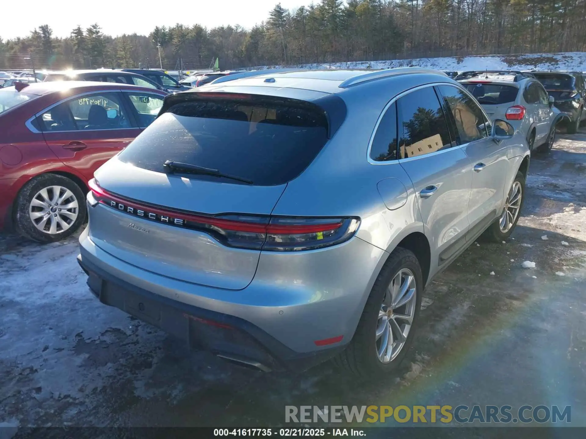 4 Photograph of a damaged car WP1AA2A57RLB01859 PORSCHE MACAN 2024