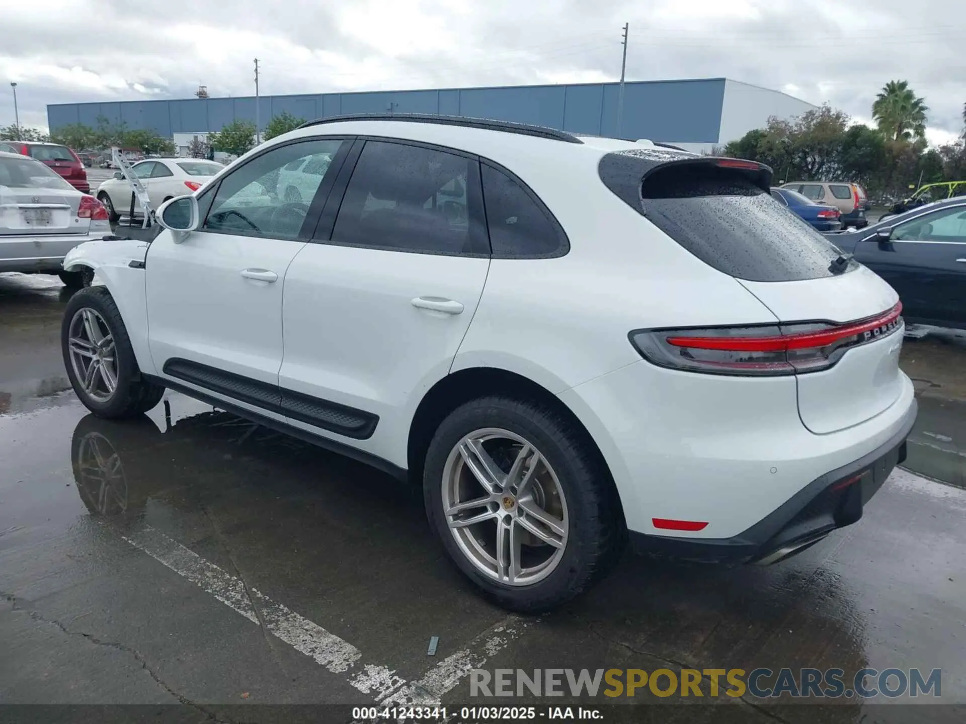 3 Photograph of a damaged car WP1AA2A57RLB12571 PORSCHE MACAN 2024