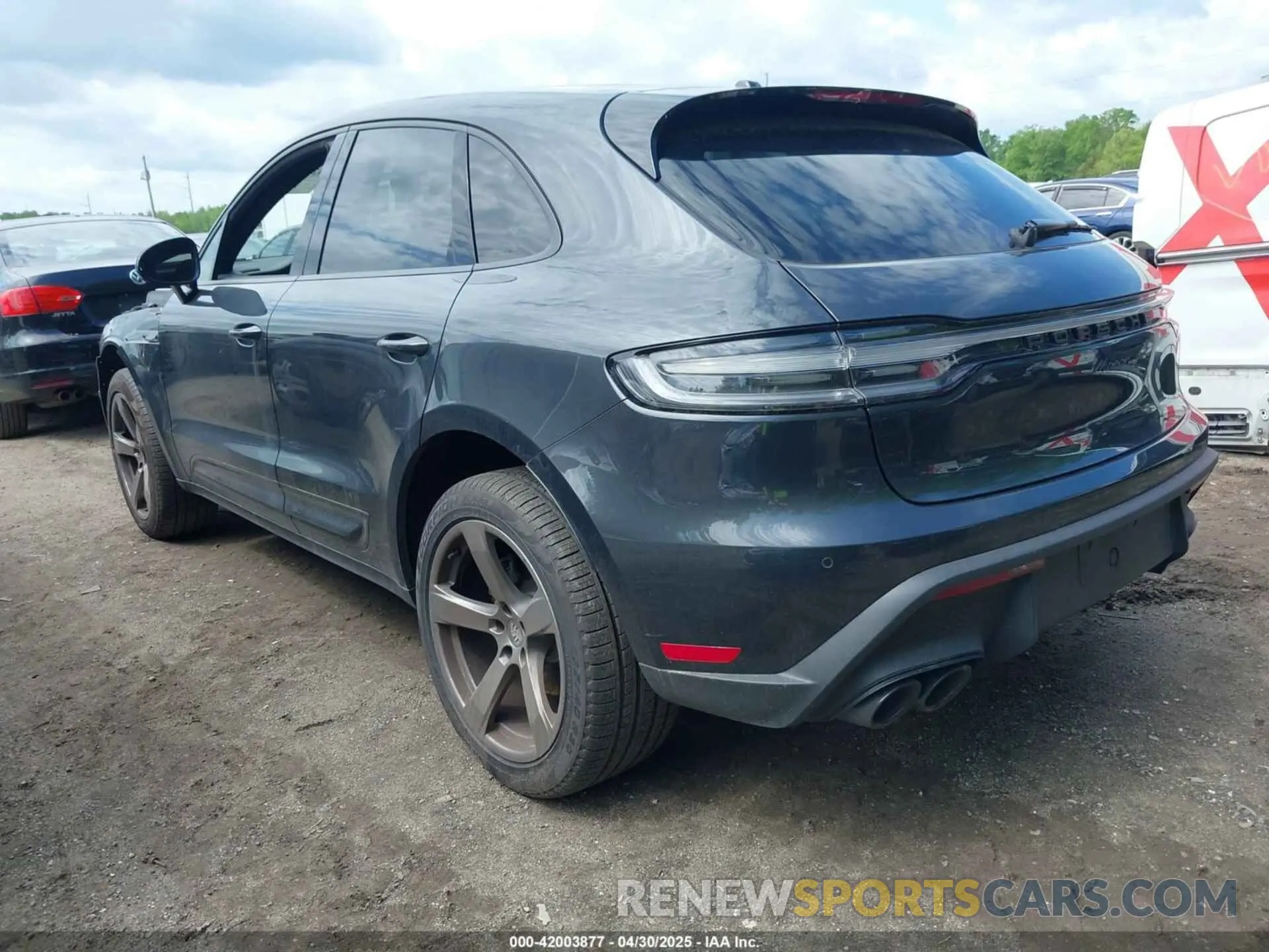 3 Photograph of a damaged car WP1AA2A5XRLB18610 PORSCHE MACAN 2024
