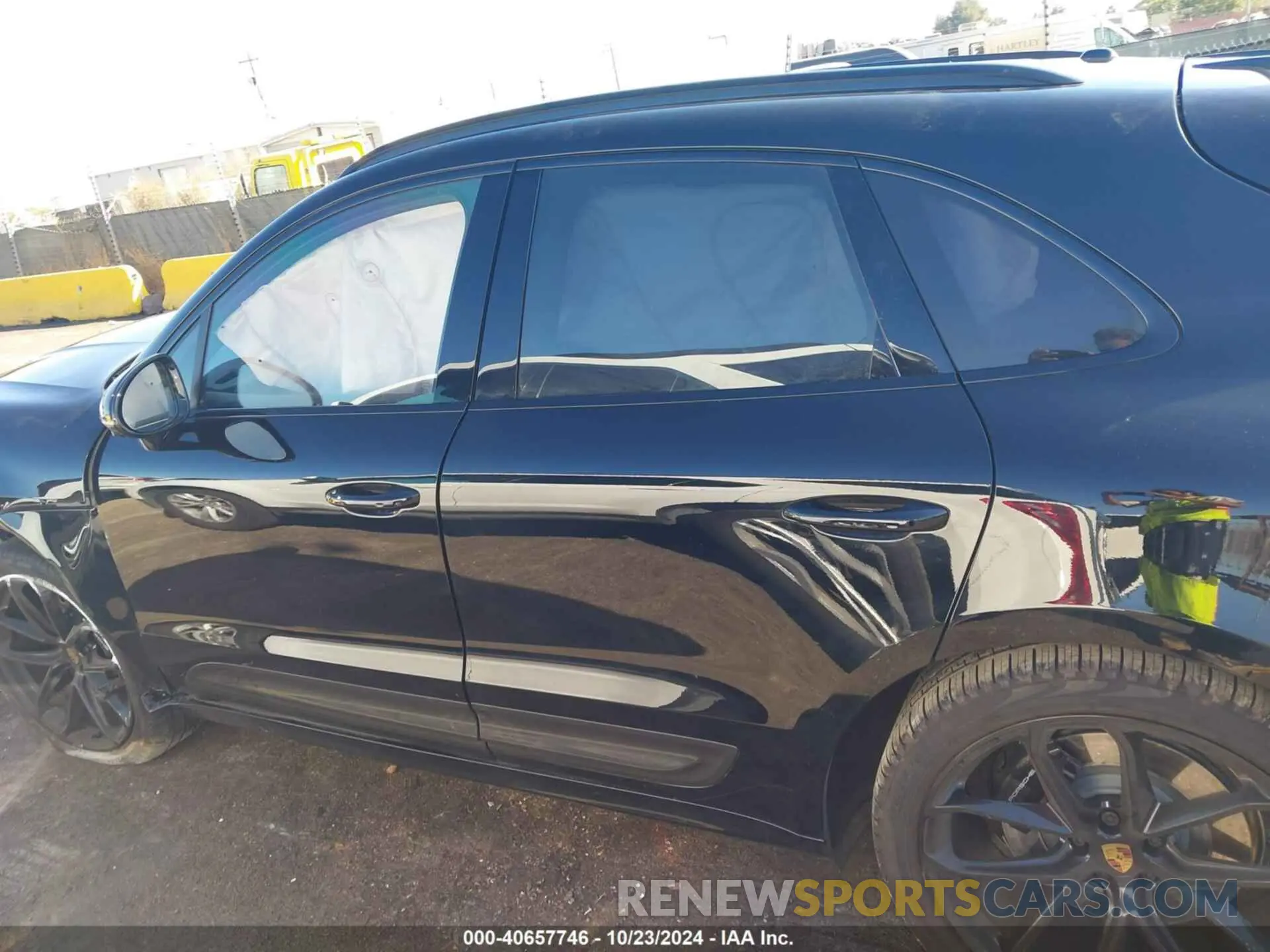 14 Photograph of a damaged car WP1AF2A59RLB57979 PORSCHE MACAN 2024