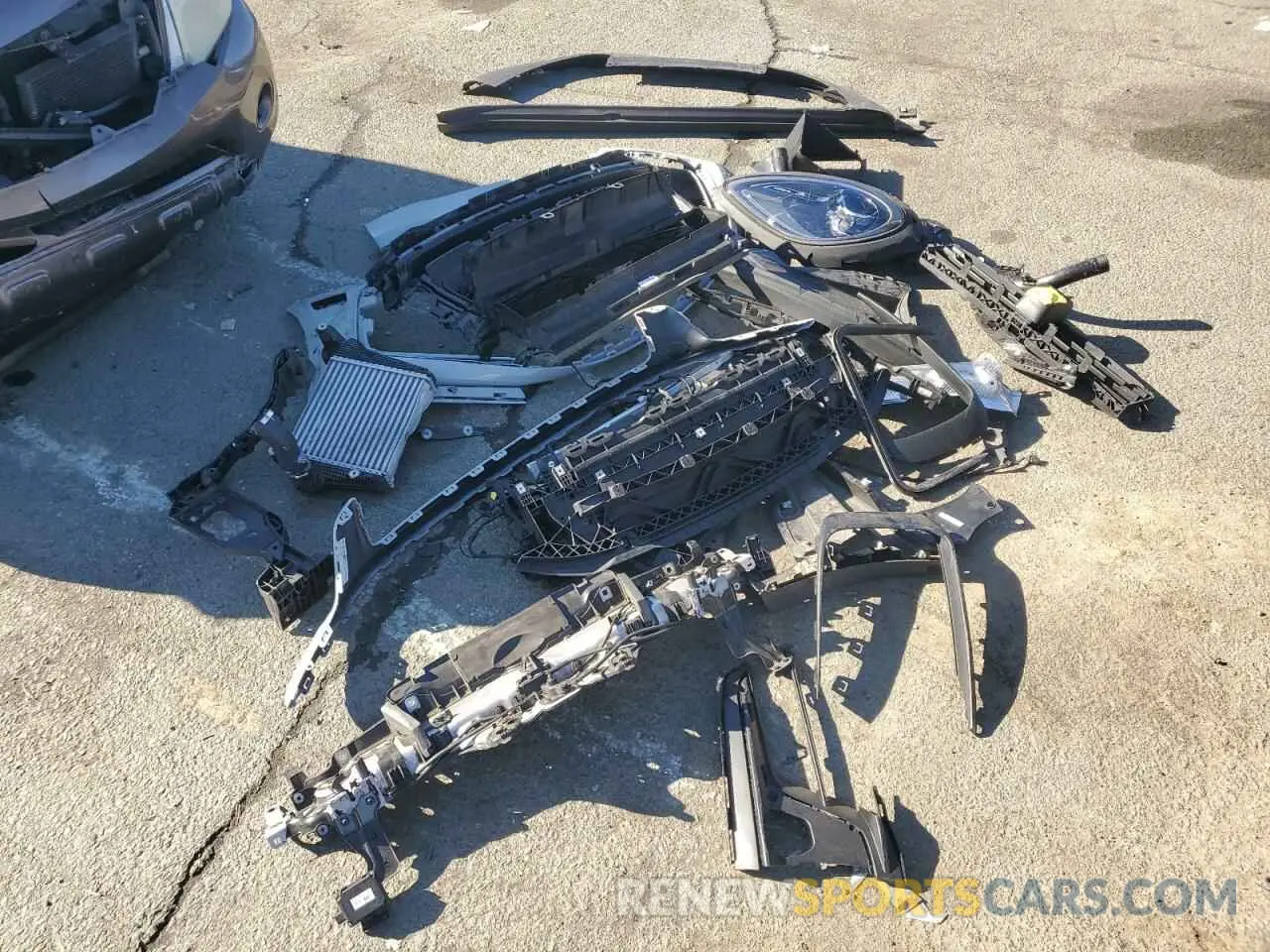 13 Фотография поврежденного автомобиля WP1AG2A55RLB37483 PORSCHE MACAN 2024