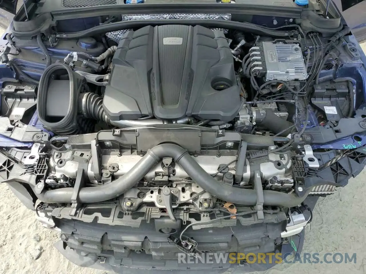12 Photograph of a damaged car WP1AG2A57RLB36304 PORSCHE MACAN 2024