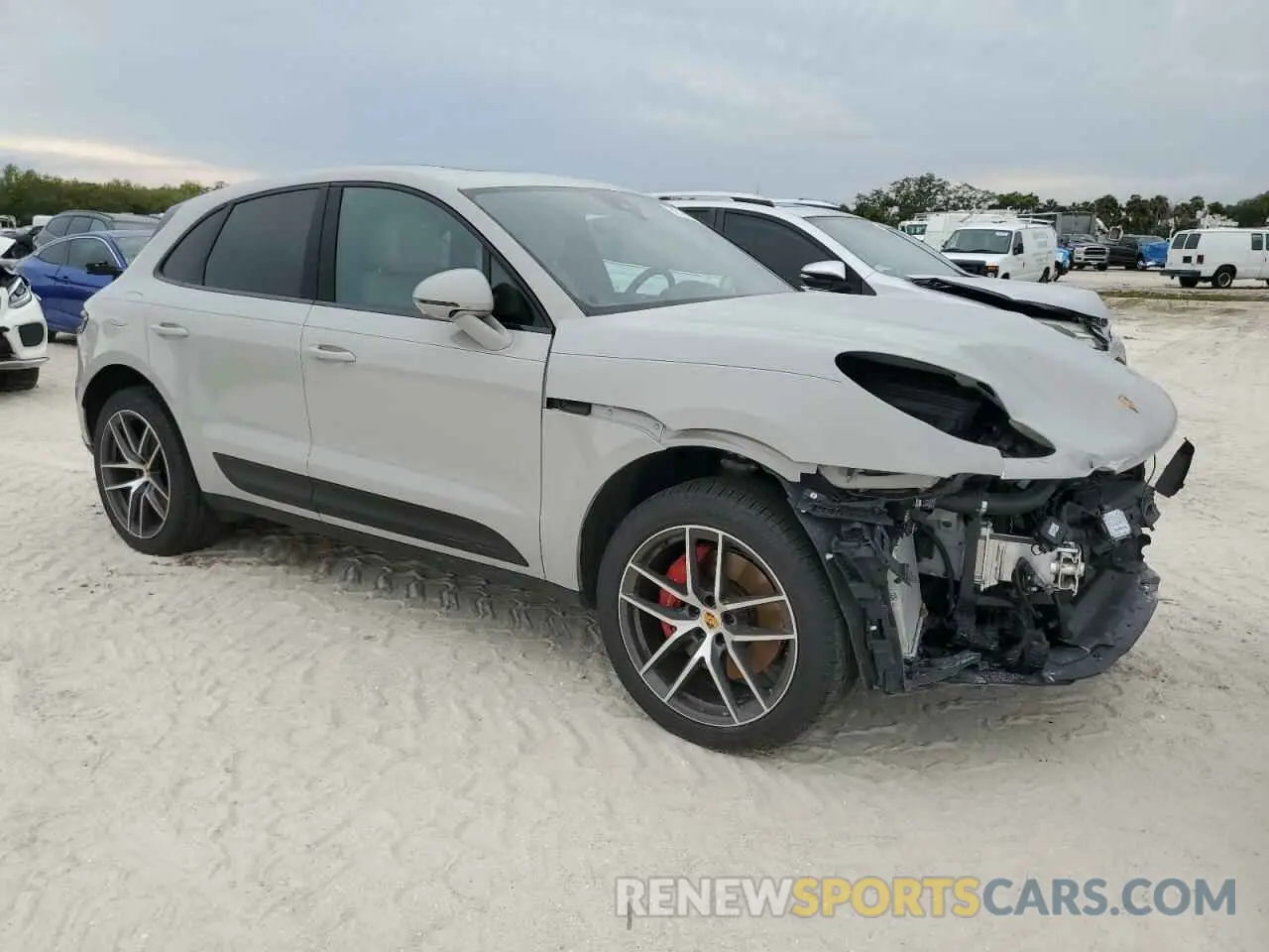 4 Photograph of a damaged car WP1AG2A54SLB40784 PORSCHE MACAN 2025