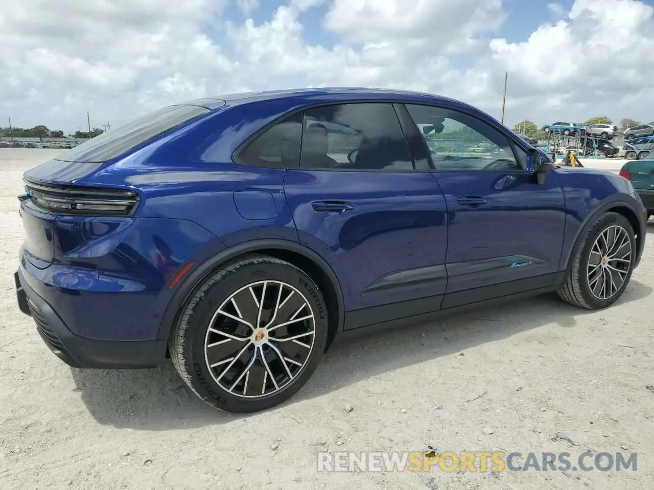 3 Photograph of a damaged car WP1AA2XA6SL000013 PORSCHE MACAN 4 2025