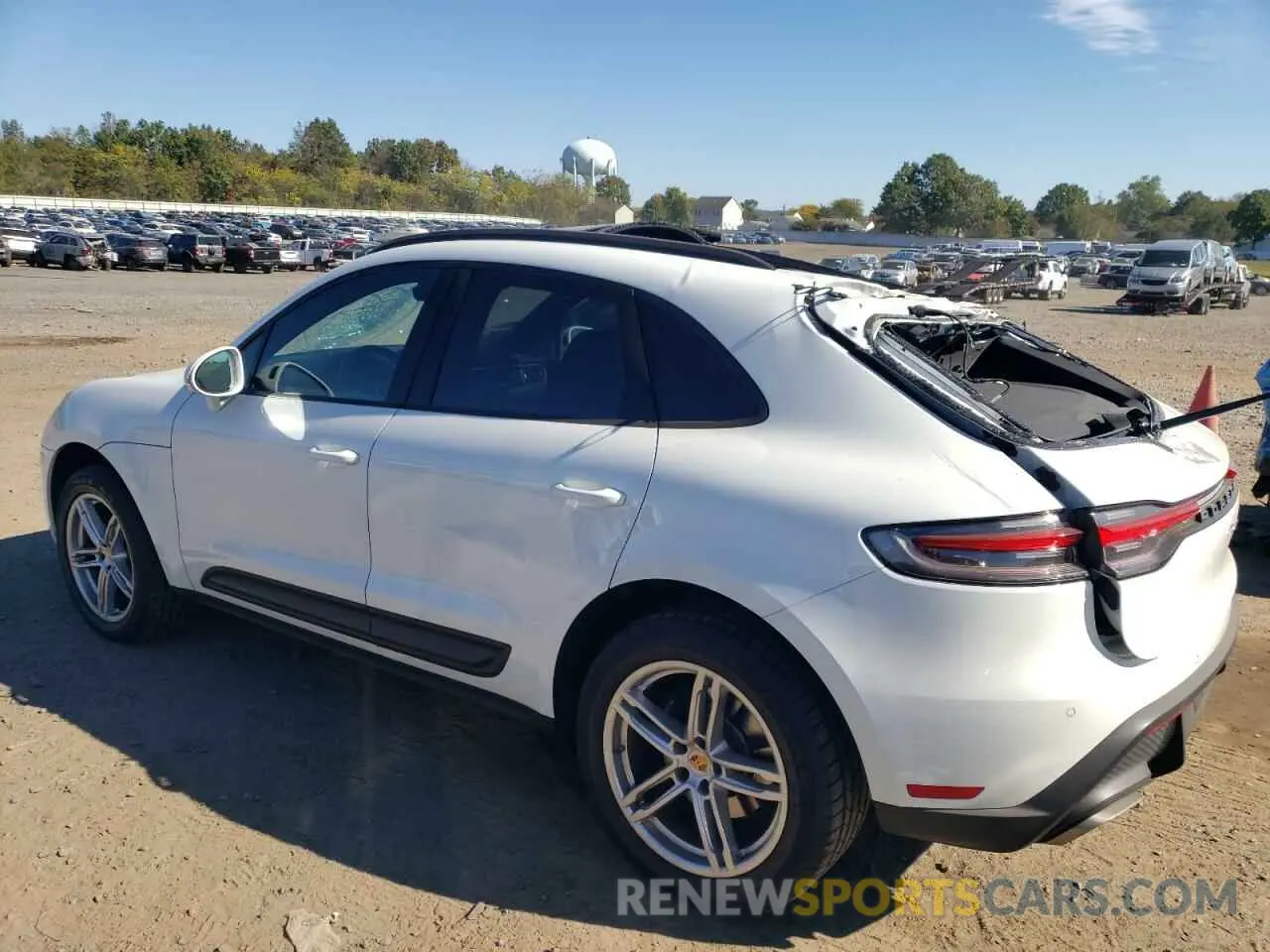 2 Фотография поврежденного автомобиля WP1AA2A53PLB00737 PORSCHE MACAN BASE 2023