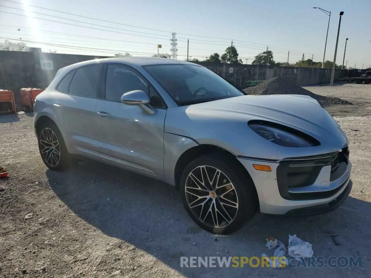4 Фотография поврежденного автомобиля WP1AA2A54PLB06868 PORSCHE MACAN BASE 2023