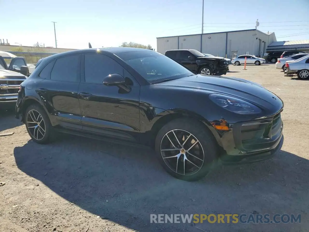 4 Фотография поврежденного автомобиля WP1AA2A54PLB15442 PORSCHE MACAN BASE 2023