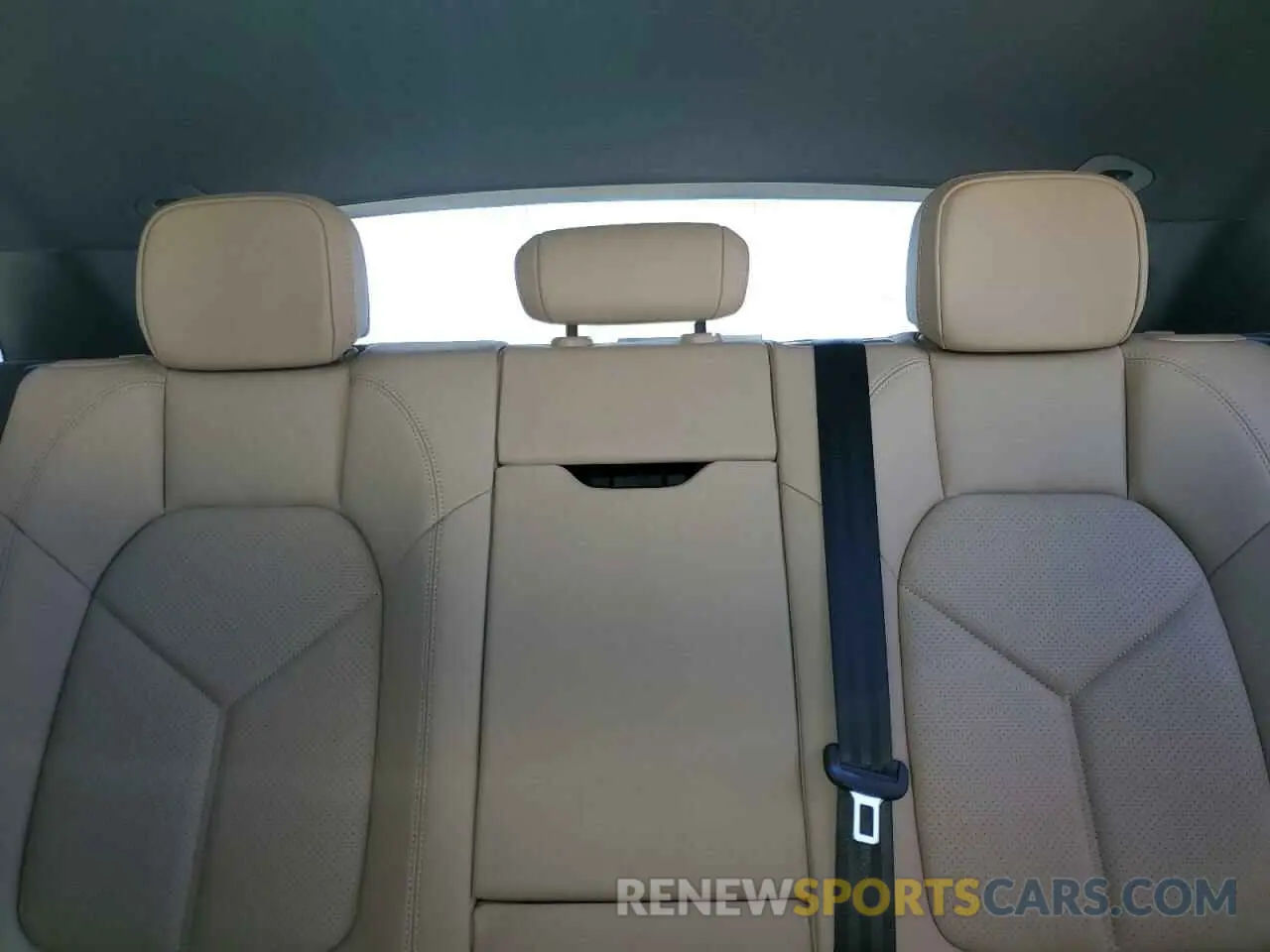 10 Photograph of a damaged car WP1AA2A55PLB00528 PORSCHE MACAN BASE 2023