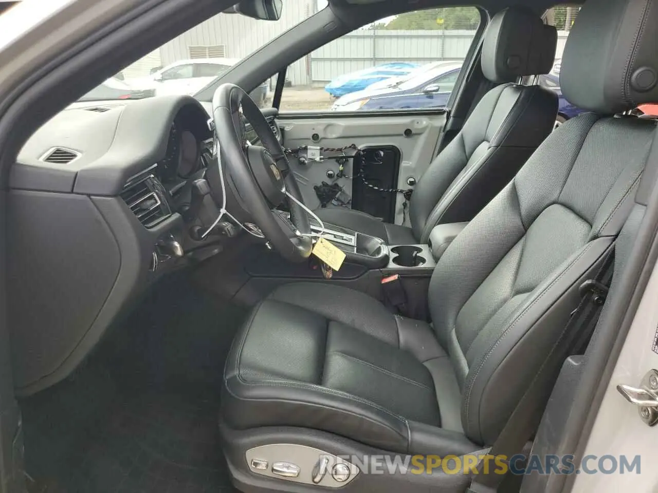 7 Photograph of a damaged car WP1AA2A57PLB10221 PORSCHE MACAN BASE 2023
