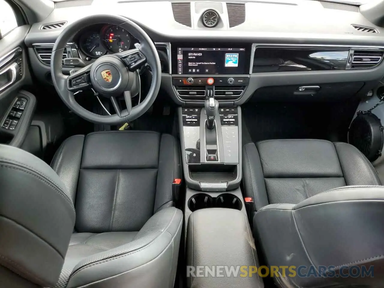 8 Photograph of a damaged car WP1AA2A57PLB10221 PORSCHE MACAN BASE 2023