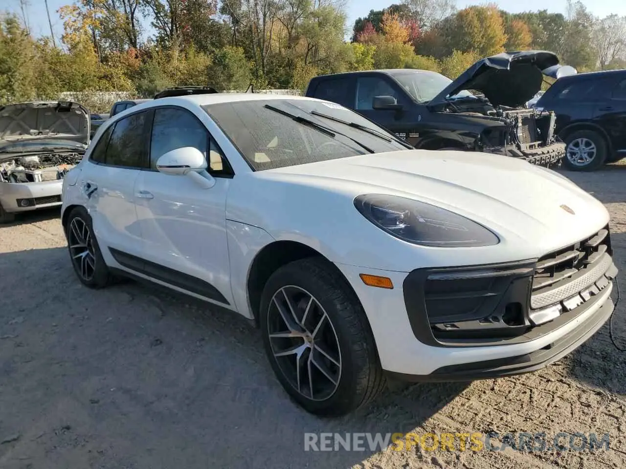4 Фотография поврежденного автомобиля WP1AA2A57PLB20327 PORSCHE MACAN BASE 2023