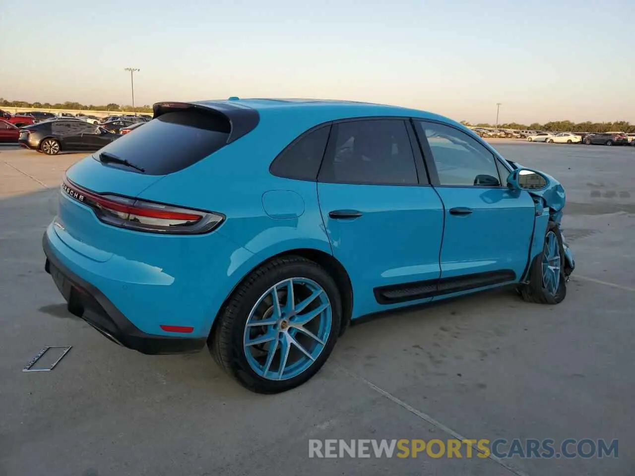 3 Фотография поврежденного автомобиля WP1AA2A58PLB03259 PORSCHE MACAN BASE 2023