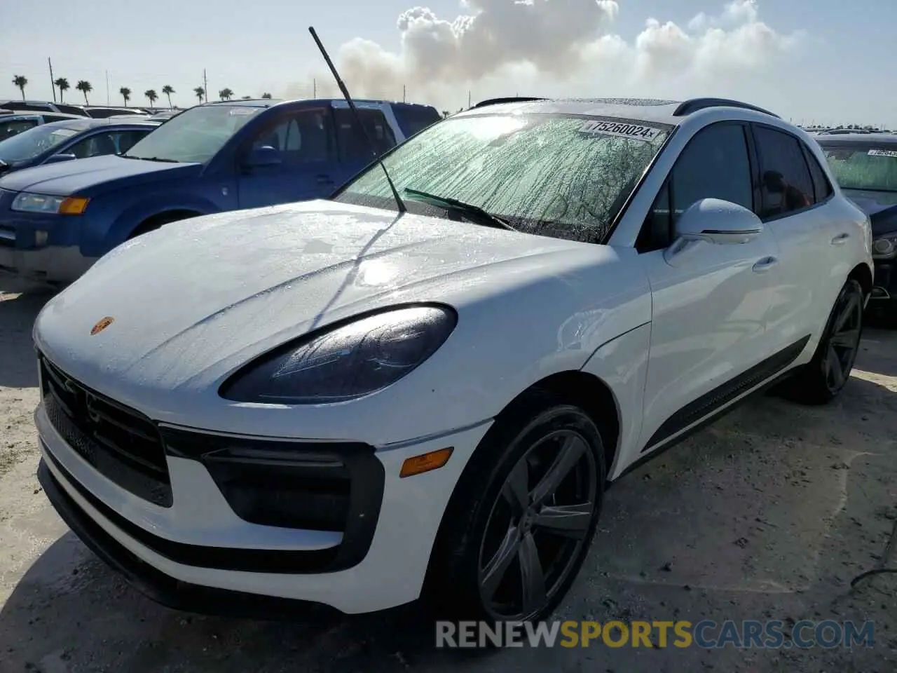 1 Фотография поврежденного автомобиля WP1AA2A50RLB01685 PORSCHE MACAN BASE 2024