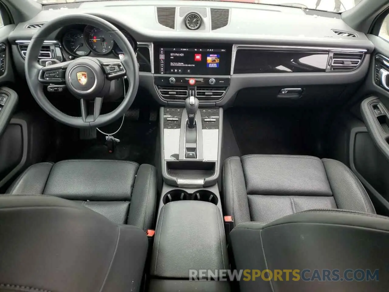 8 Photograph of a damaged car WP1AA2A51RLB12470 PORSCHE MACAN BASE 2024