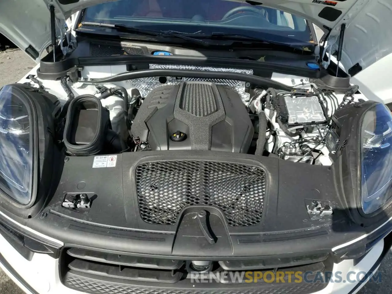 12 Photograph of a damaged car WP1AA2A51RLB20276 PORSCHE MACAN BASE 2024