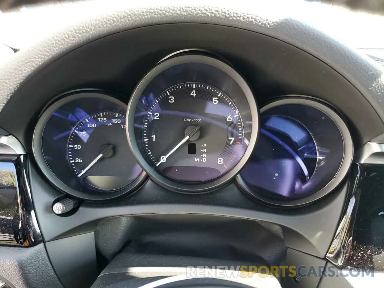 9 Photograph of a damaged car WP1AA2A52RLB15006 PORSCHE MACAN BASE 2024