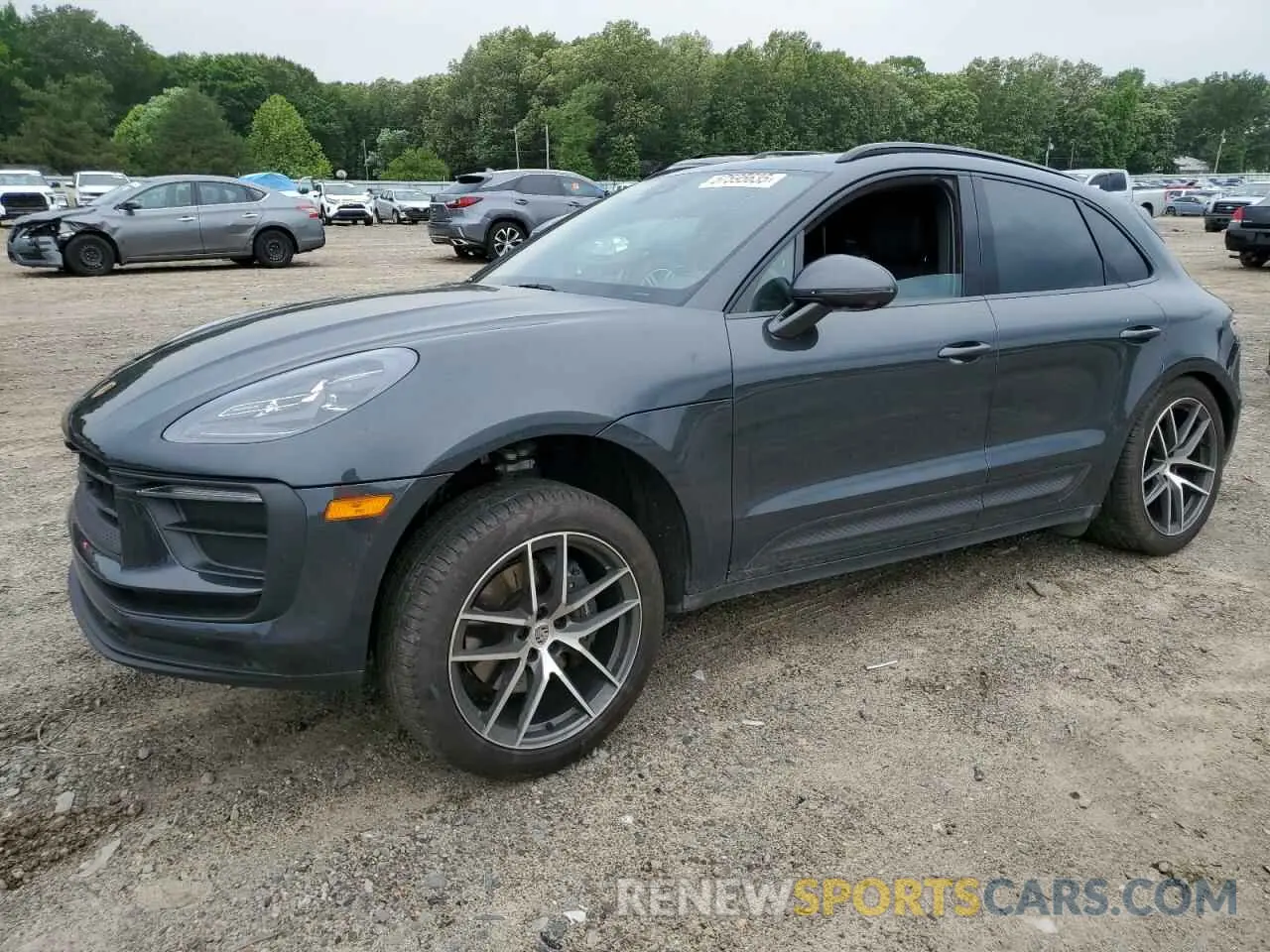 1 Photograph of a damaged car WP1AA2A54RLB14018 PORSCHE MACAN BASE 2024