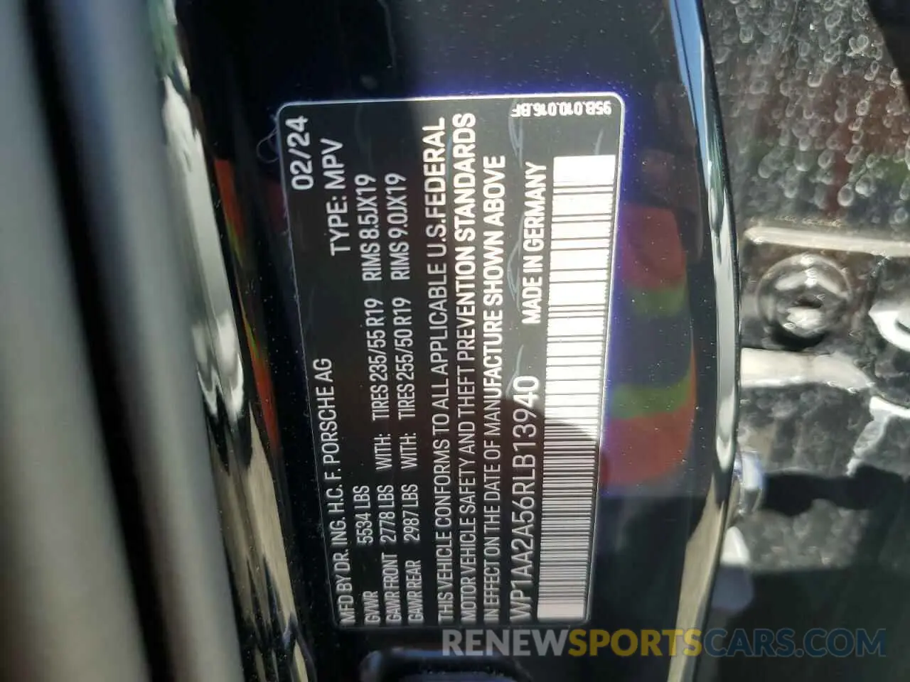13 Фотография поврежденного автомобиля WP1AA2A56RLB13940 PORSCHE MACAN BASE 2024