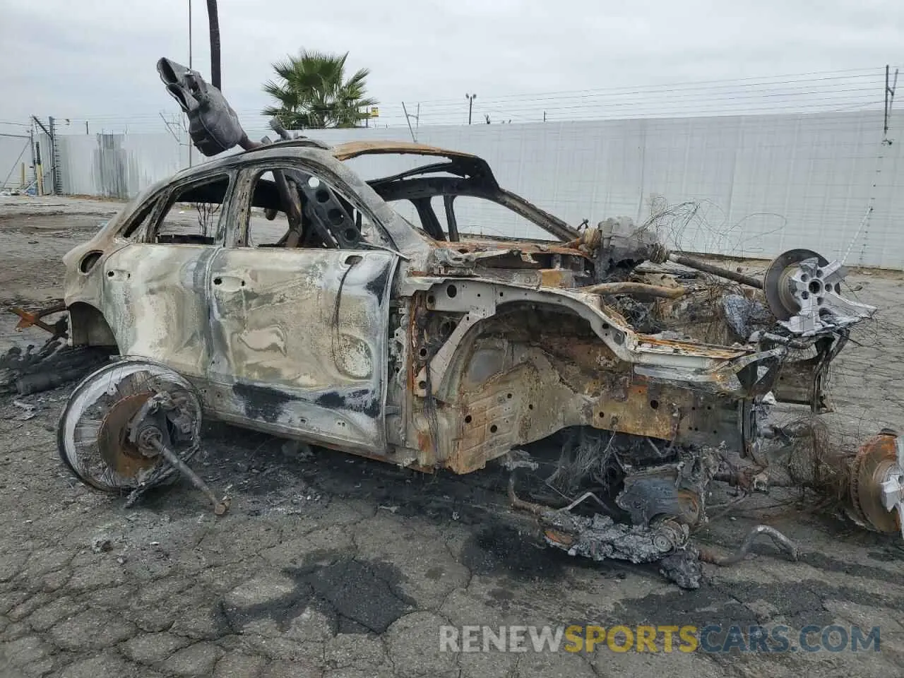 4 Photograph of a damaged car WP1AA2A58RLB04026 PORSCHE MACAN BASE 2024