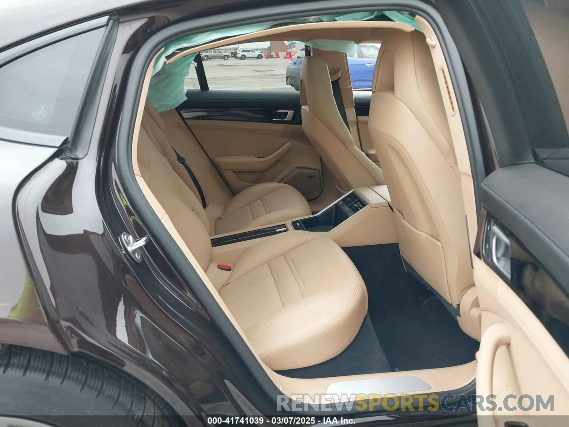 8 Photograph of a damaged car WP0AA2A76KL100288 PORSCHE PANAMERA 2019