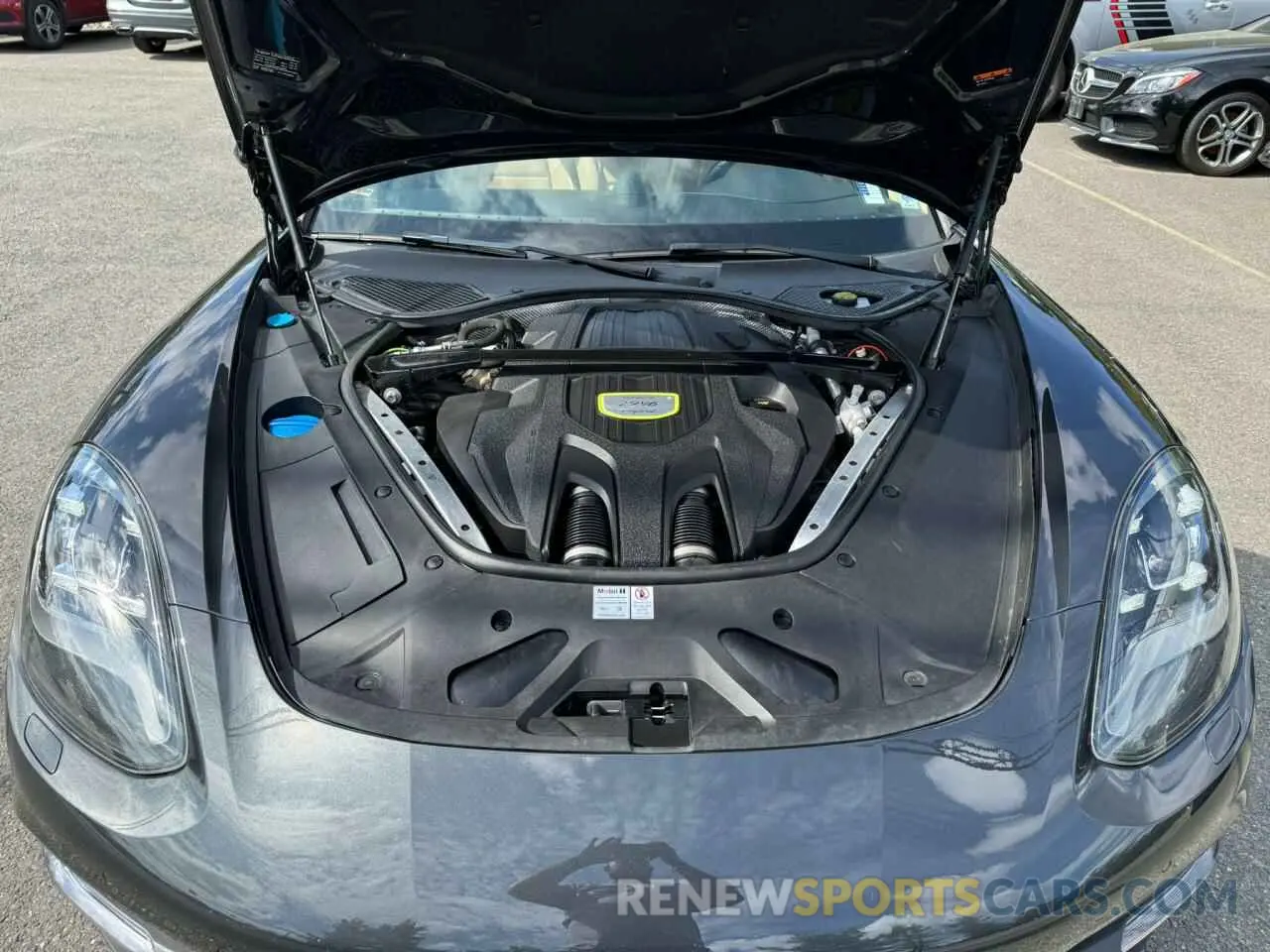 8 Фотография поврежденного автомобиля WP0AE2A73KL124651 PORSCHE PANAMERA 2019