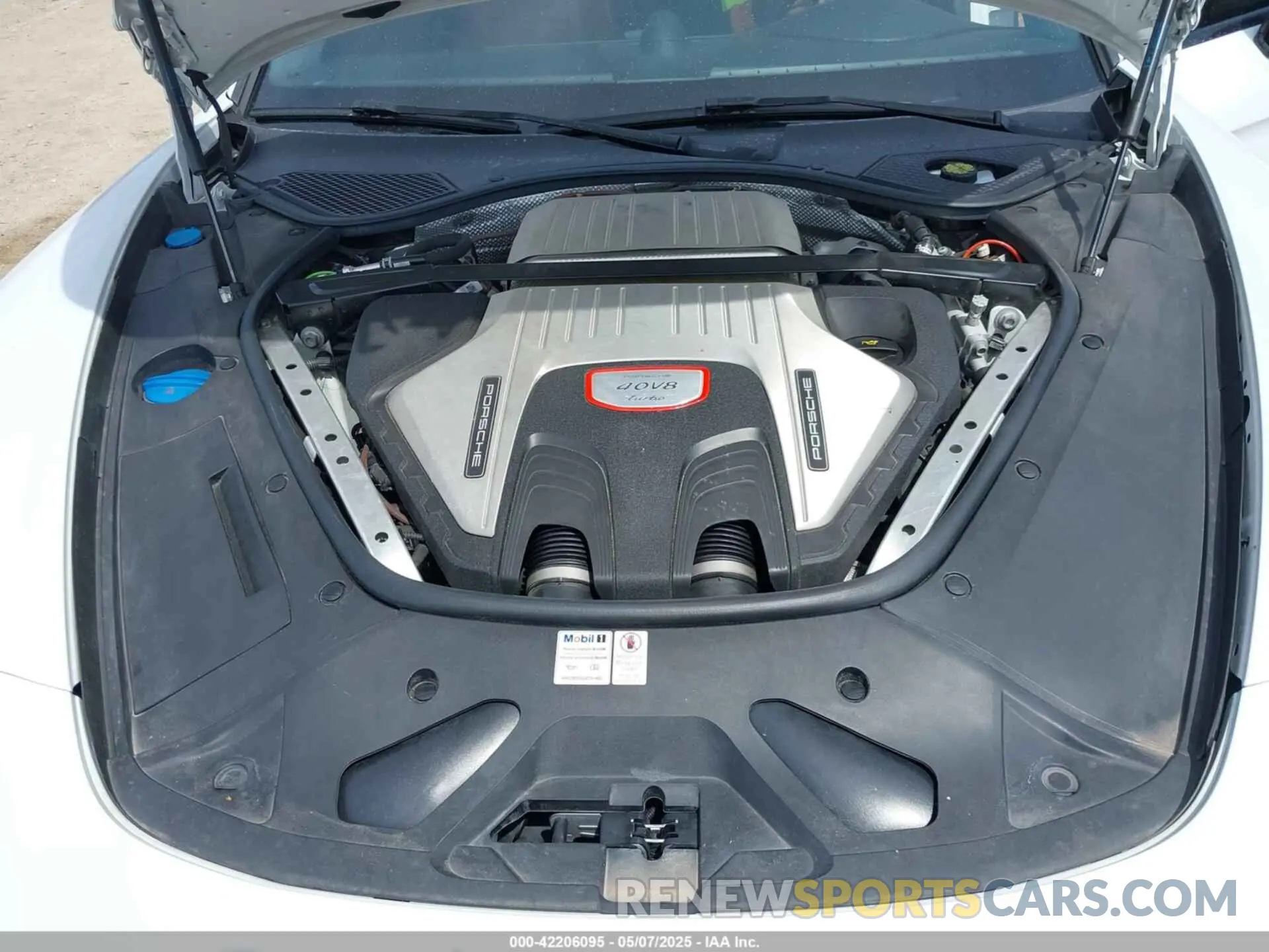 10 Photograph of a damaged car WP0AF2A7XKL145364 PORSCHE PANAMERA 2019