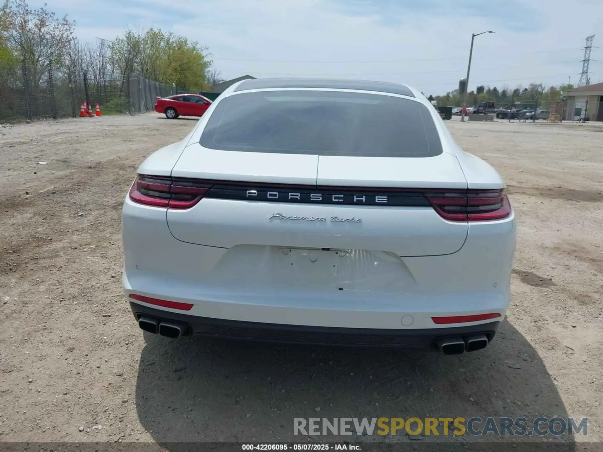 16 Photograph of a damaged car WP0AF2A7XKL145364 PORSCHE PANAMERA 2019