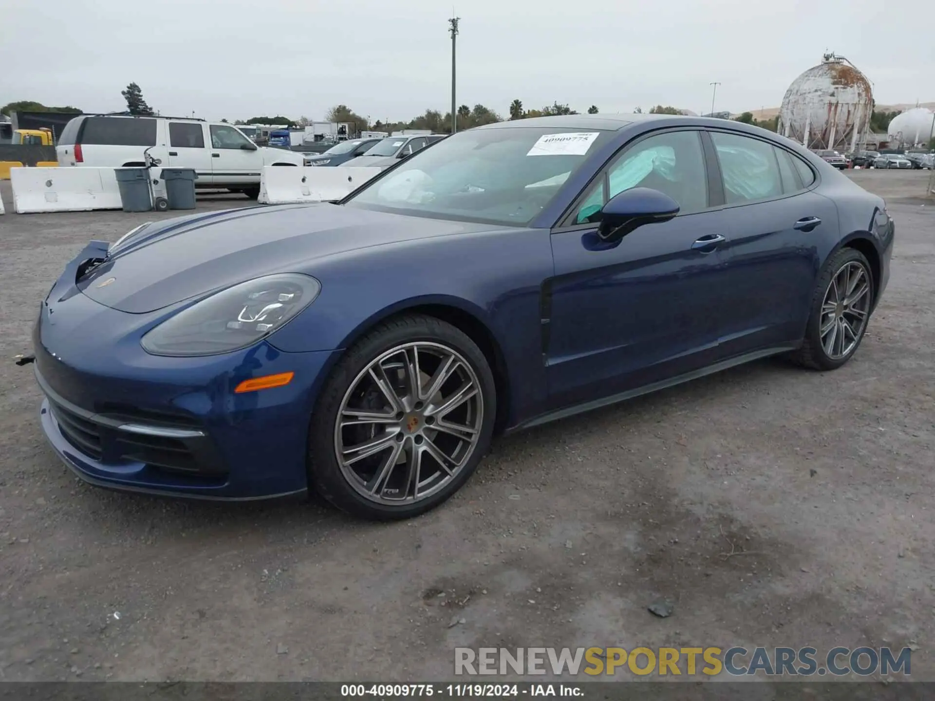 2 Фотография поврежденного автомобиля WP0AA2A76LL103936 PORSCHE PANAMERA 2020