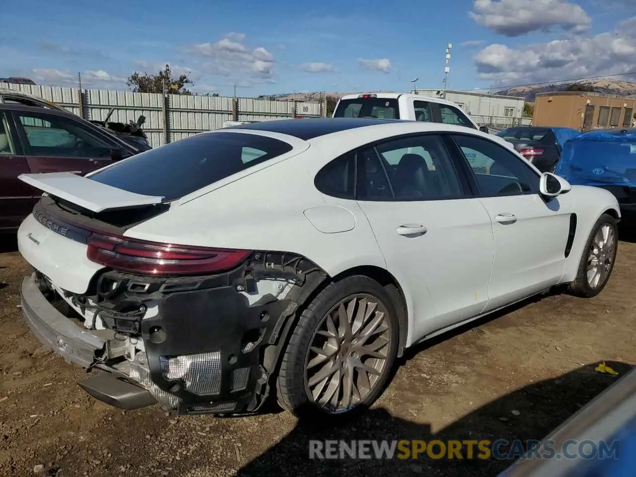 3 Фотография поврежденного автомобиля WP0AA2A77LL102939 PORSCHE PANAMERA 2020