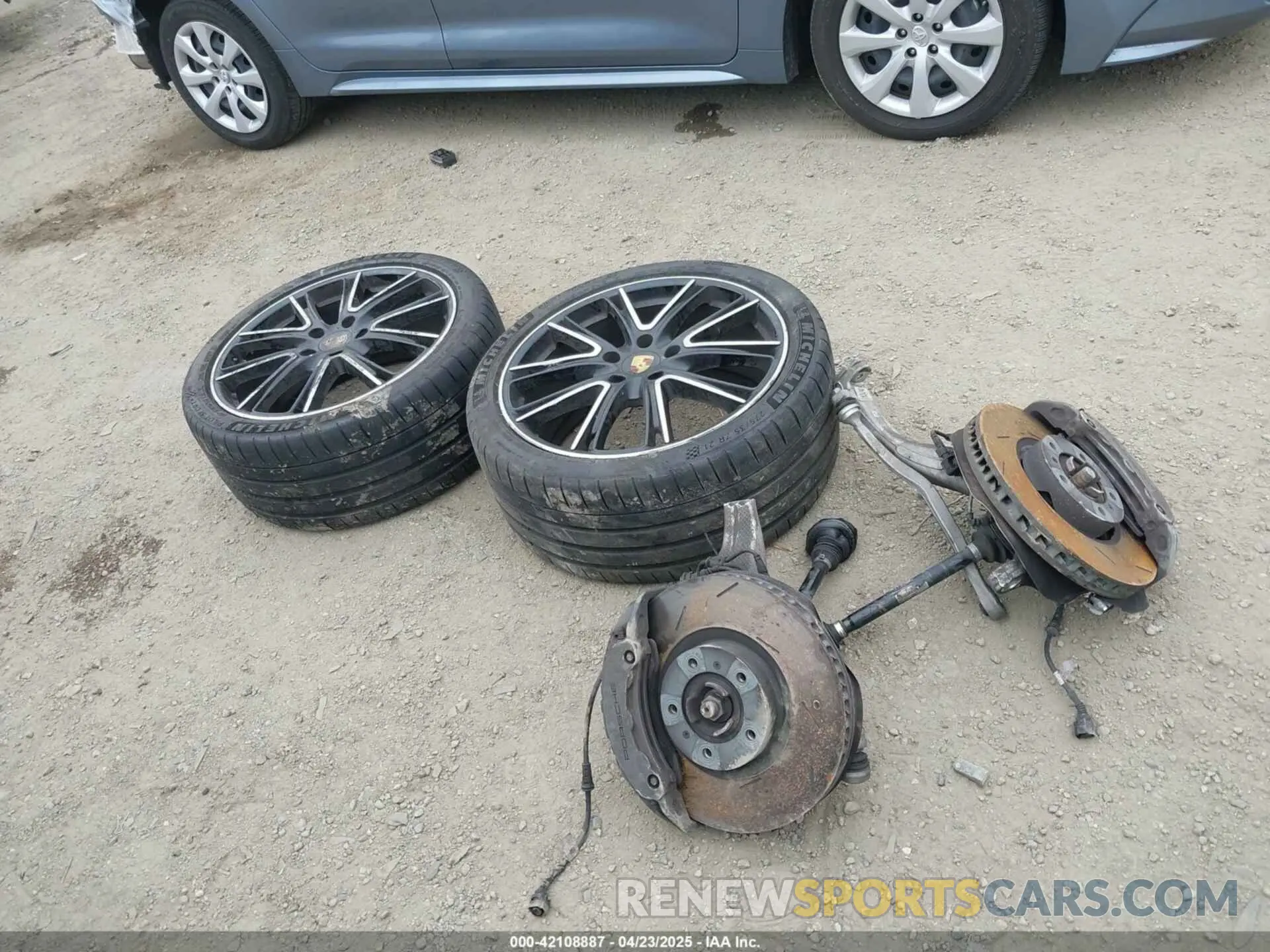 12 Photograph of a damaged car WP0AB2A71LL140650 PORSCHE PANAMERA 2020