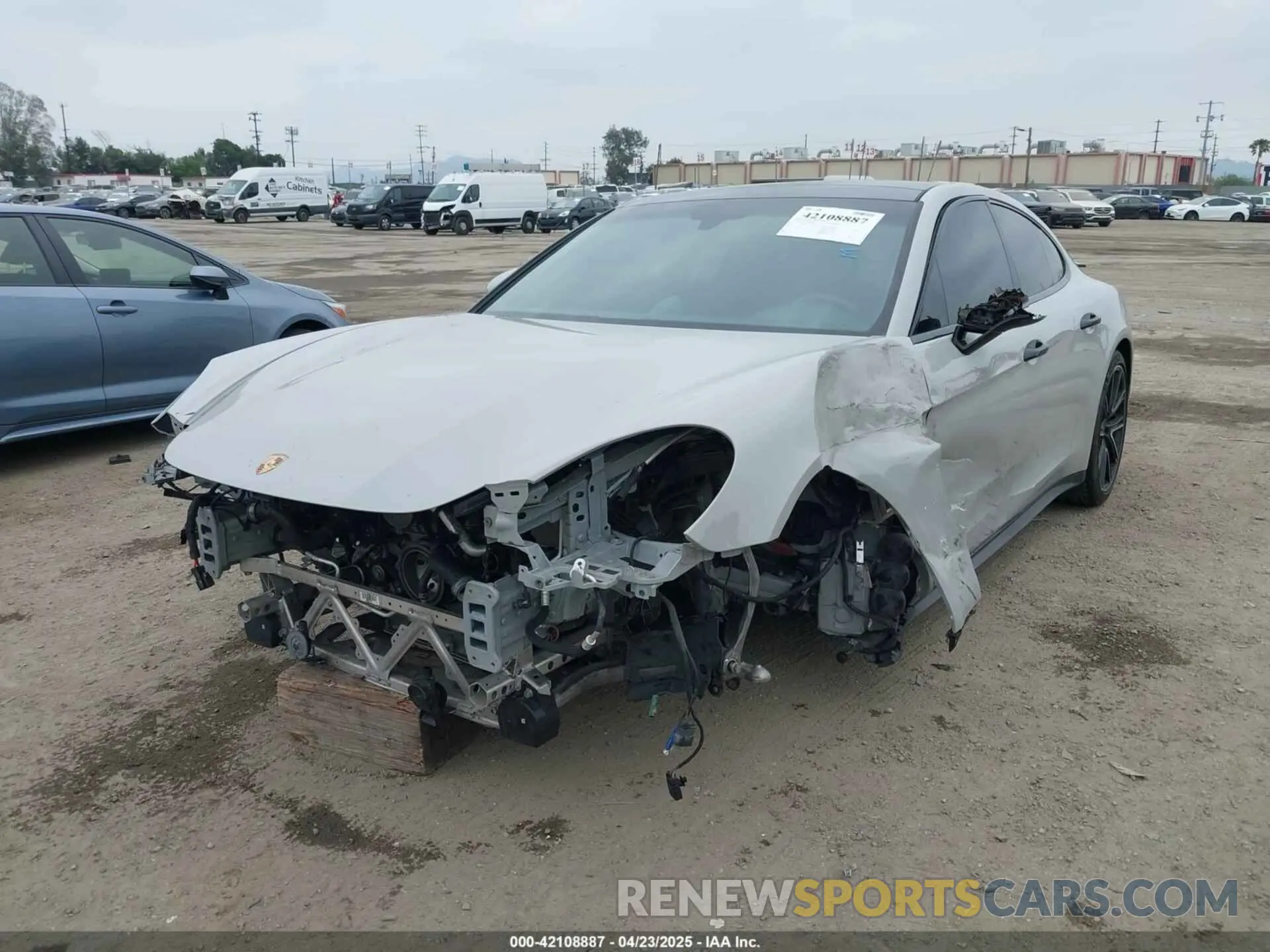 2 Photograph of a damaged car WP0AB2A71LL140650 PORSCHE PANAMERA 2020