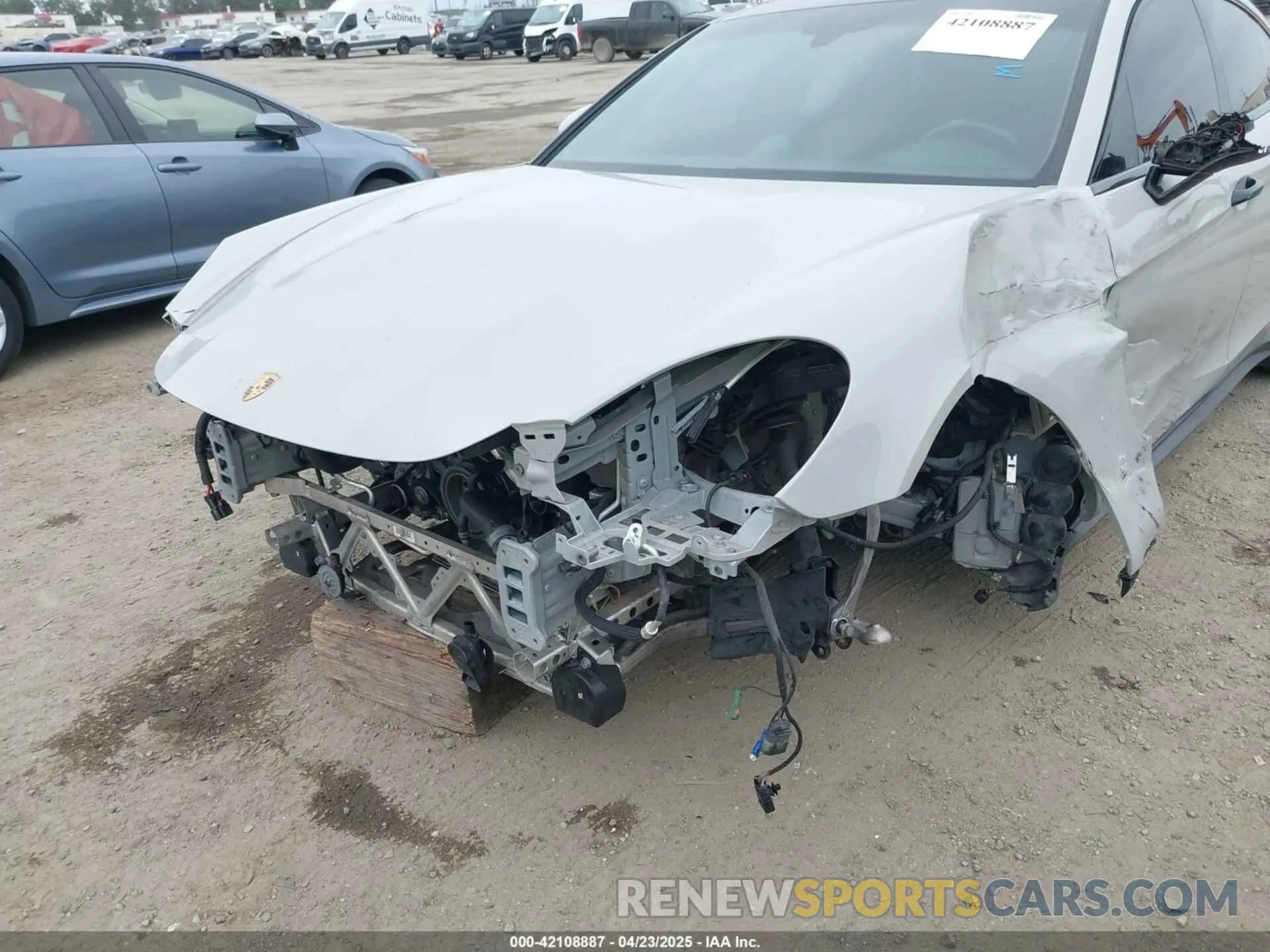 6 Photograph of a damaged car WP0AB2A71LL140650 PORSCHE PANAMERA 2020
