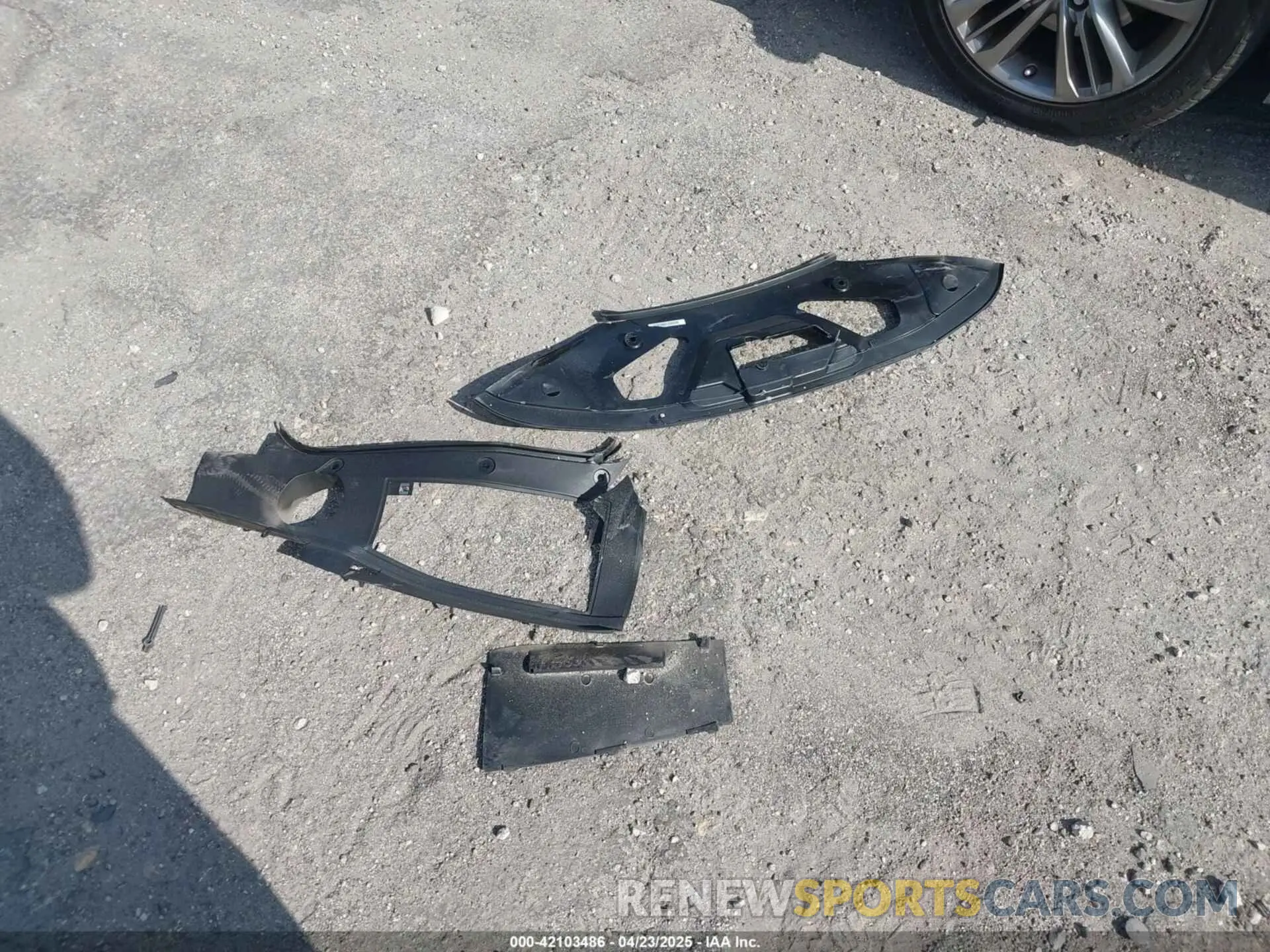 12 Photograph of a damaged car WP0AG2A74ML147997 PORSCHE PANAMERA 2021